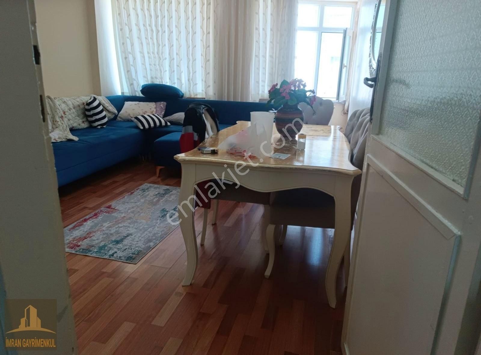 Zeytinburnu Beştelsiz Mahallesinde Satılık Geniş Daire