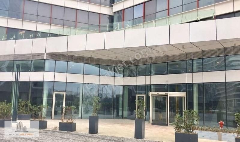 Ataşehir Metropol İstanbul Satılık Studio /1+0 Boş - Görsel 2