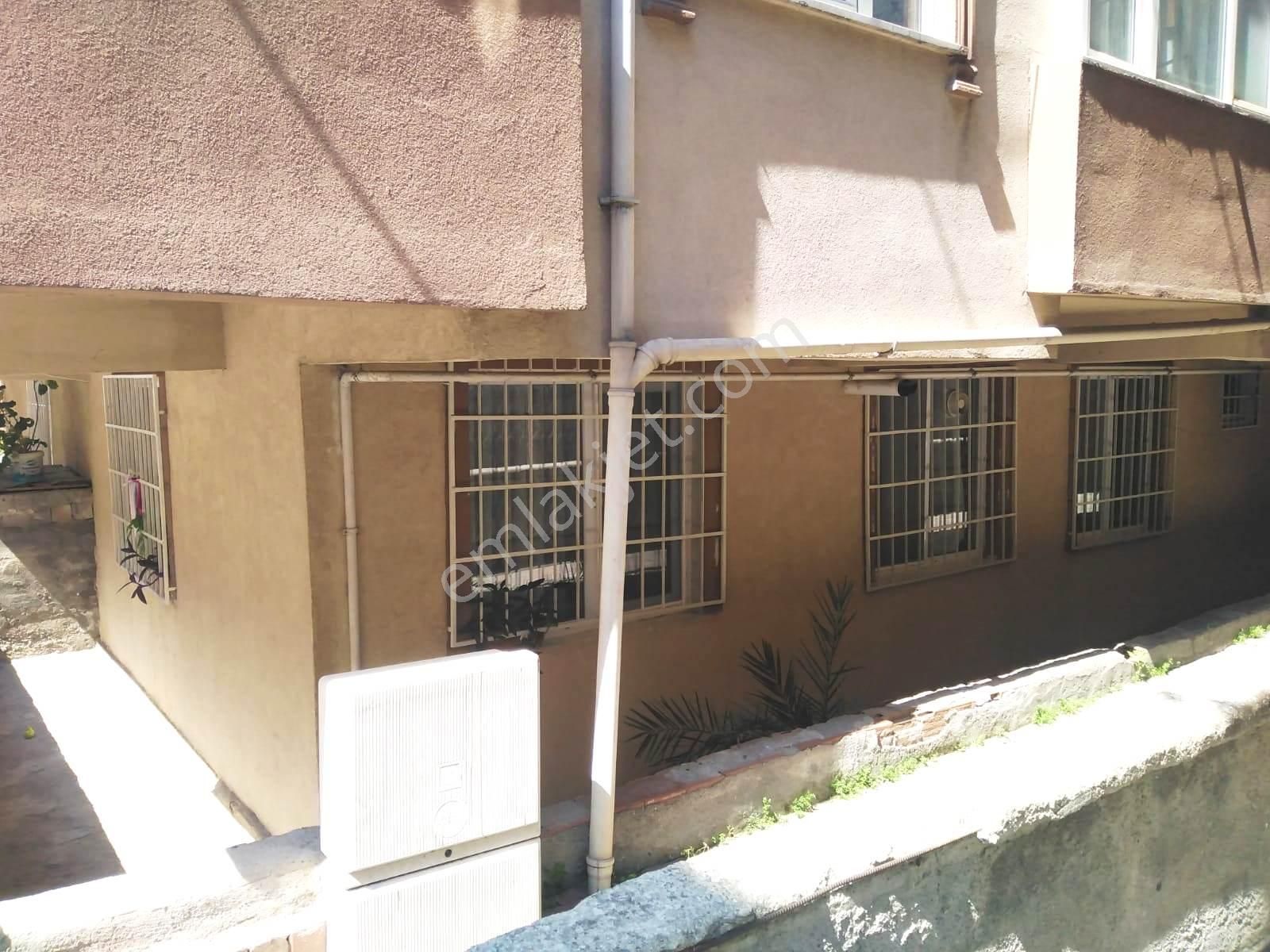 Satılık Daire Pendik Esenyalı Mahallesi
