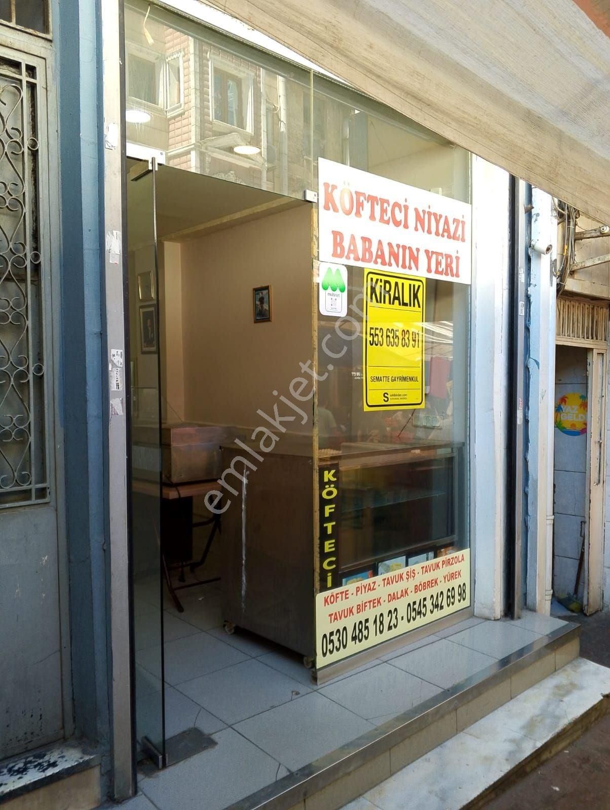 Beyoğlu'nda İşlek Lokasyonda Devren Veya Boş Kiralık Dükkan
