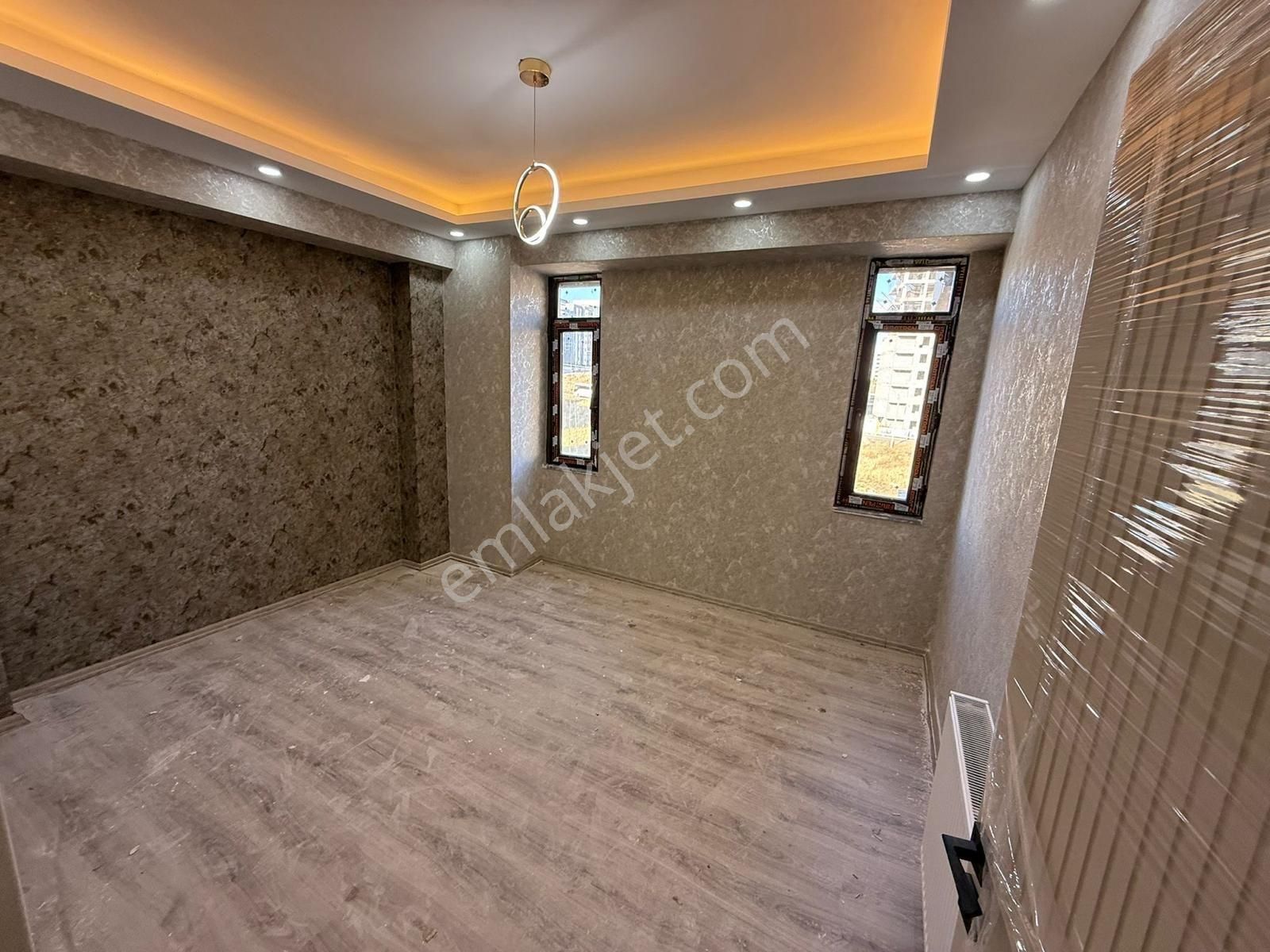 Yavuz Emlak Tan Satılık Daire Arakat Karaköprü Dogukent Mah - Görsel 9