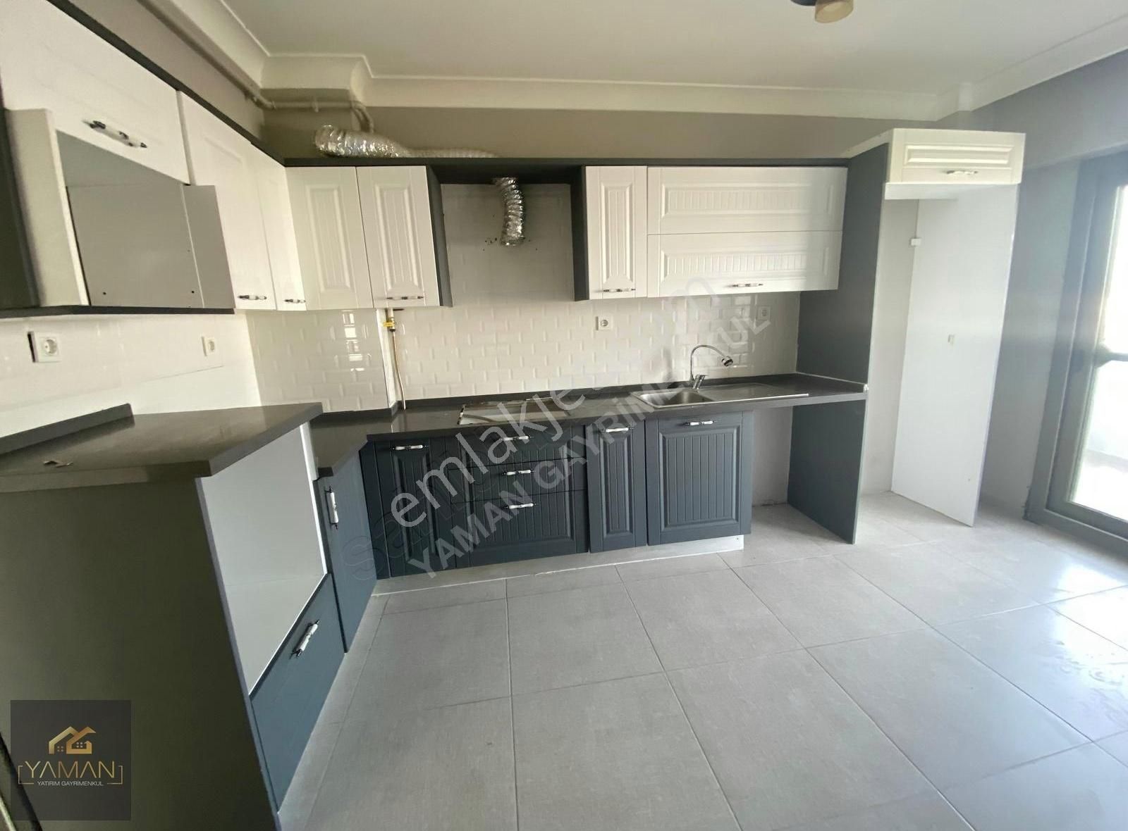 Hürriyet Mah.karahan Towers'ta Kiralık 4+1 Daire