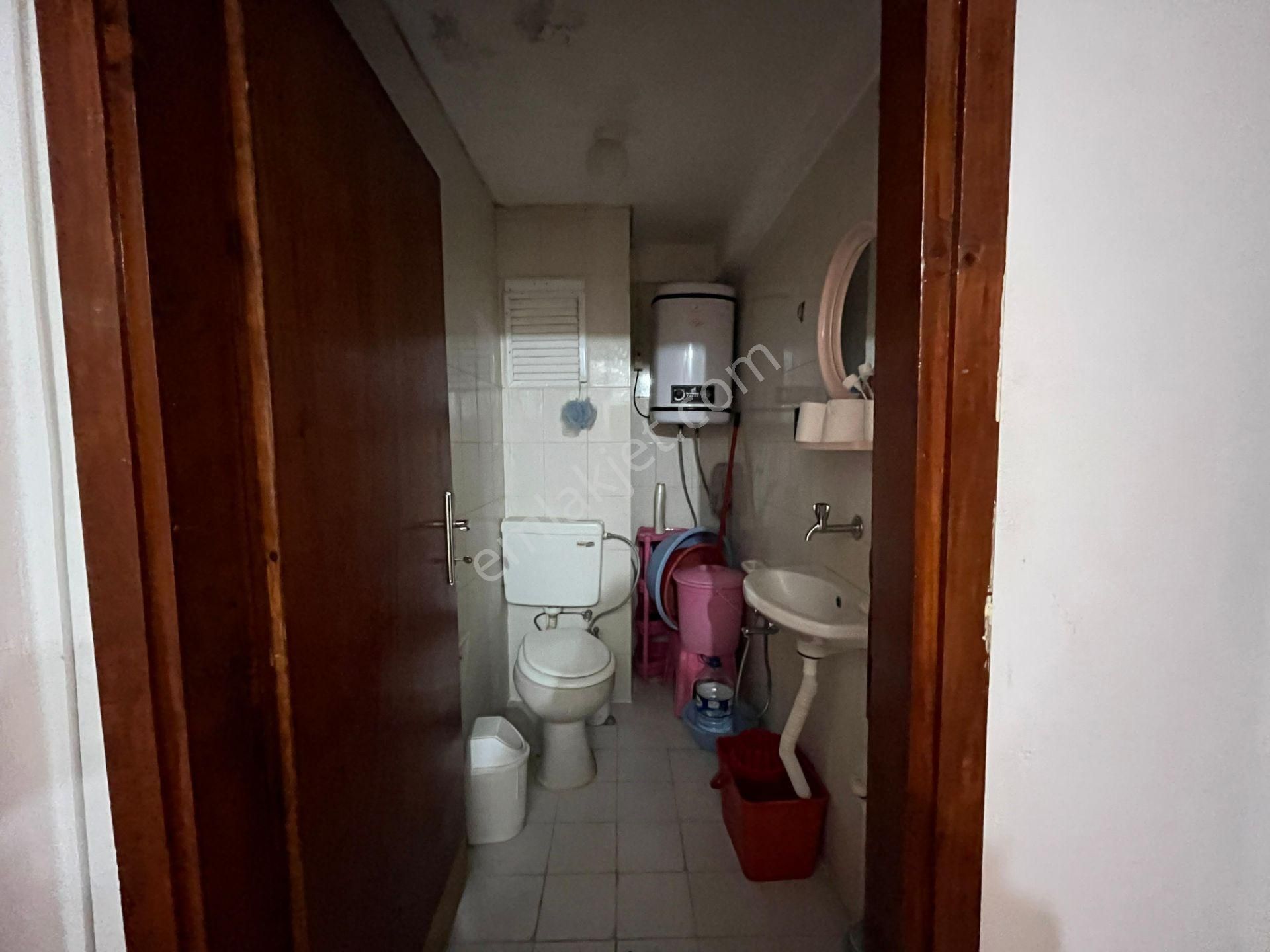 Küçük Kumla Sahile Yakın Eşyalı Satılık Daire