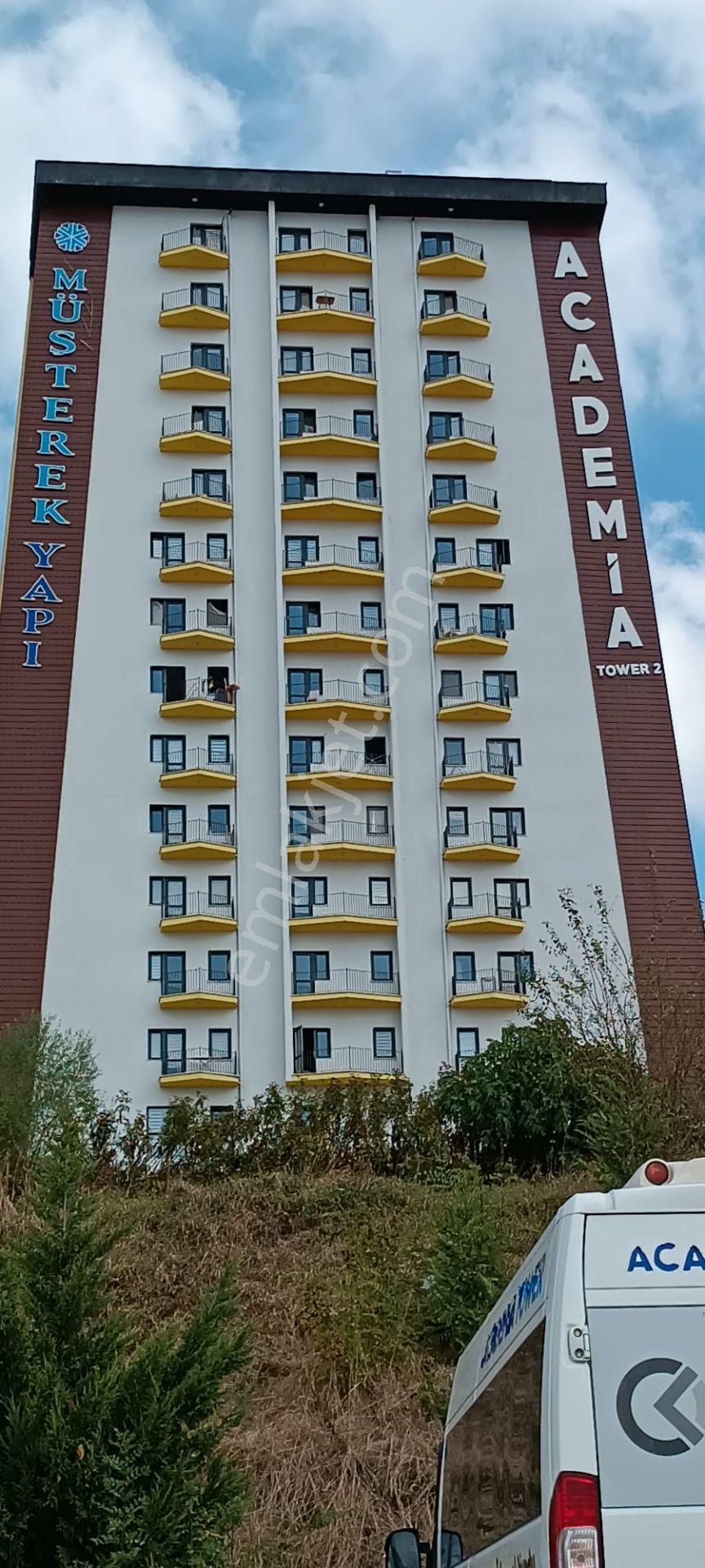 Üniversiteye Yakın-abonelikleri Açık-eşyalı-kiralık 1+1 Daire