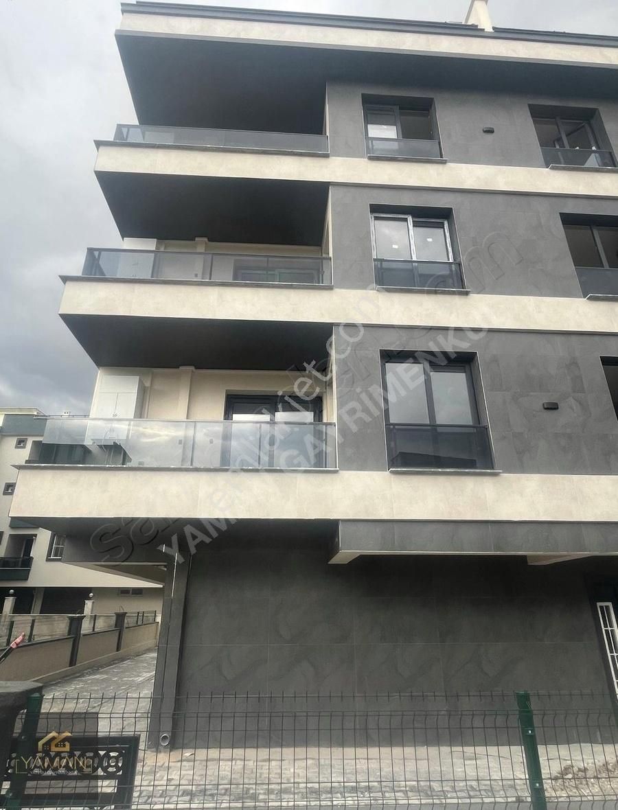 Hürriyet Mah. Satılık Bireysel Otoparklı Lüks 3+1 Arakat Daire