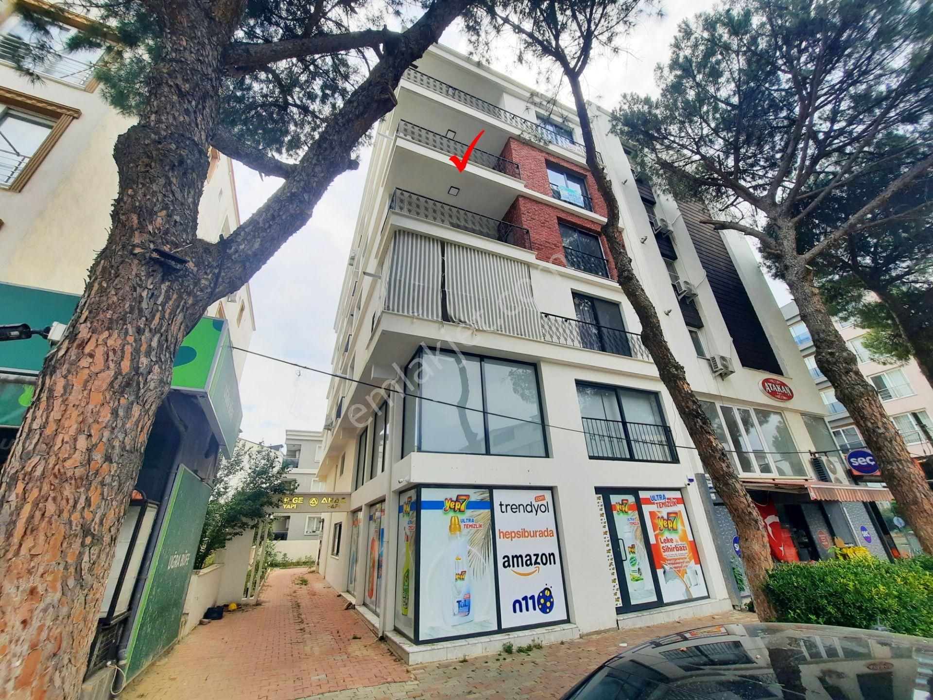 İsabeyli Bulvar Üzerinde, Yerden Isıtmalı Doğalgaz Kombili, Köşebaşı, Asansörlü 3.kat..