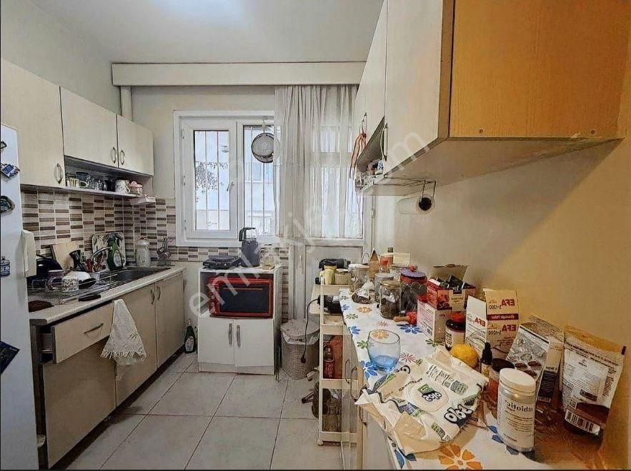 Kozyatağı Minibüs Cad. Çok Yakın Ön Cephe Yüksek Giriş 3+1 Daire