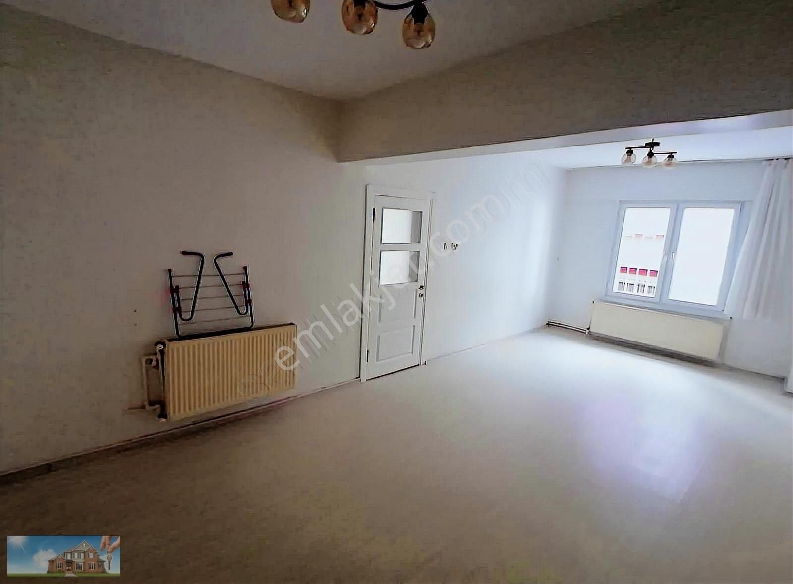 Barış'tan Lale Sokakta 2+1 Kiralık Daire