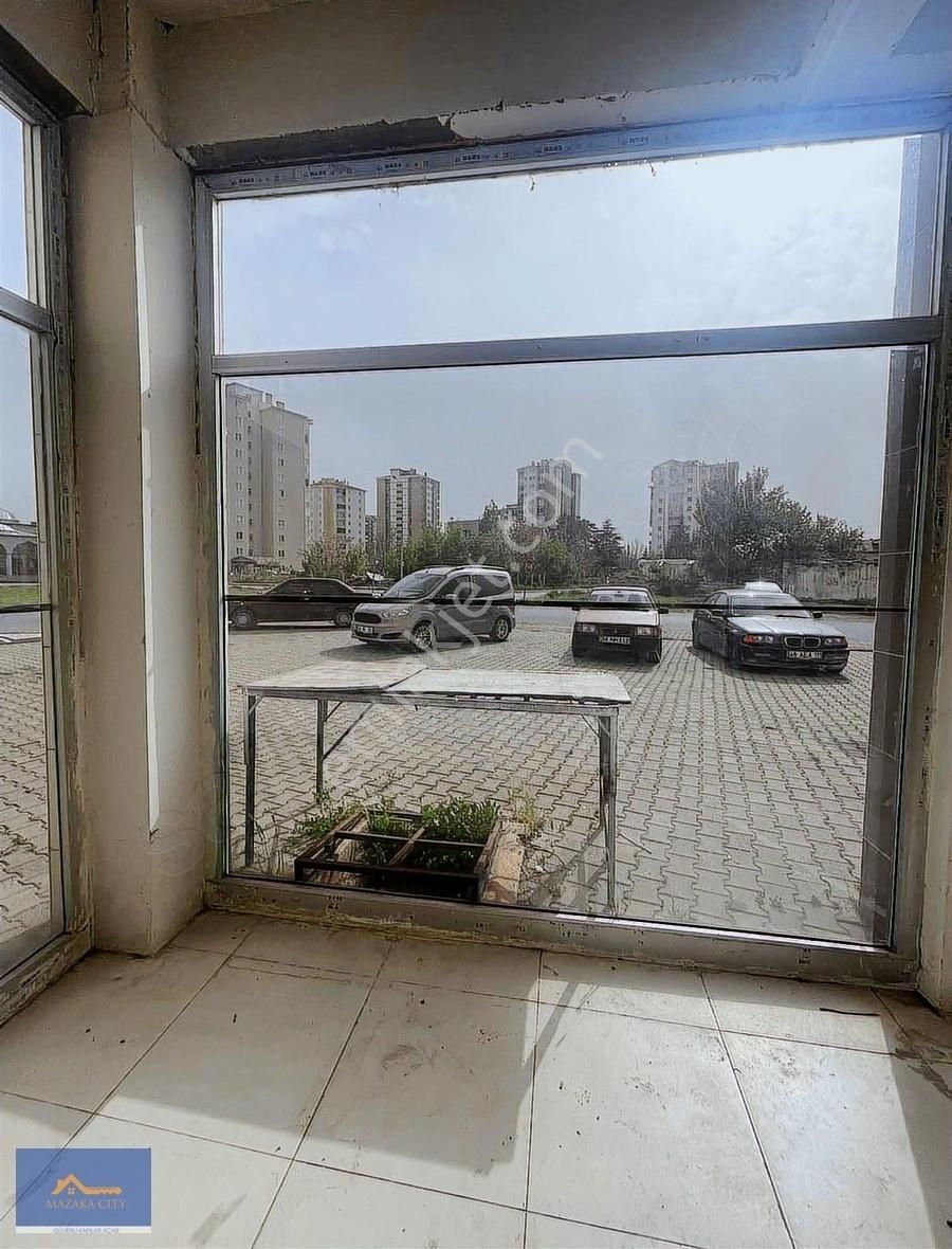 Mazaka Cıty Den Yenişehir De Kiralık Bodrumlu Dükkan