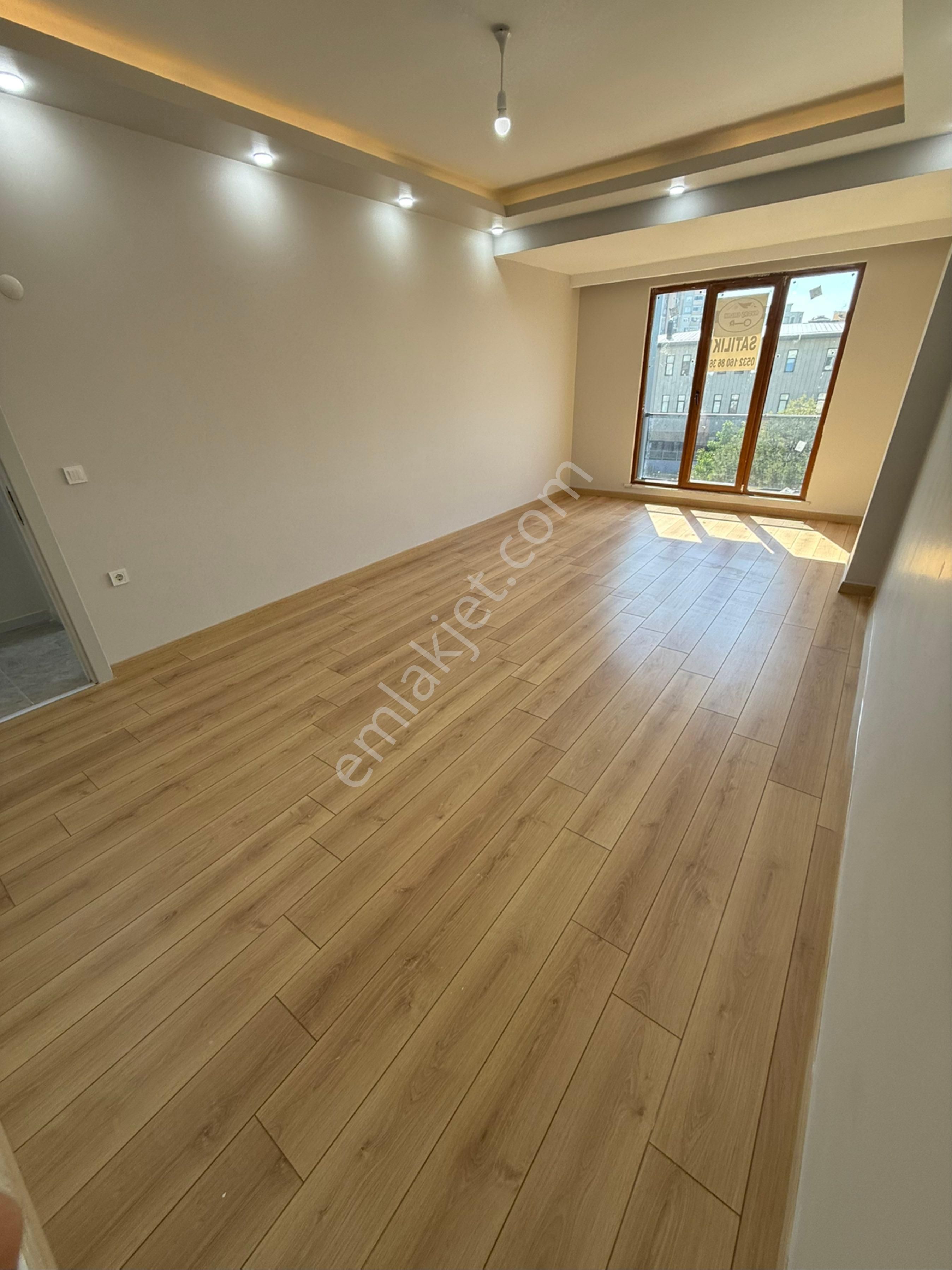 Çekmeköy Mehmet Akif Mh. 2+1 Arakat Sıfır Daire
