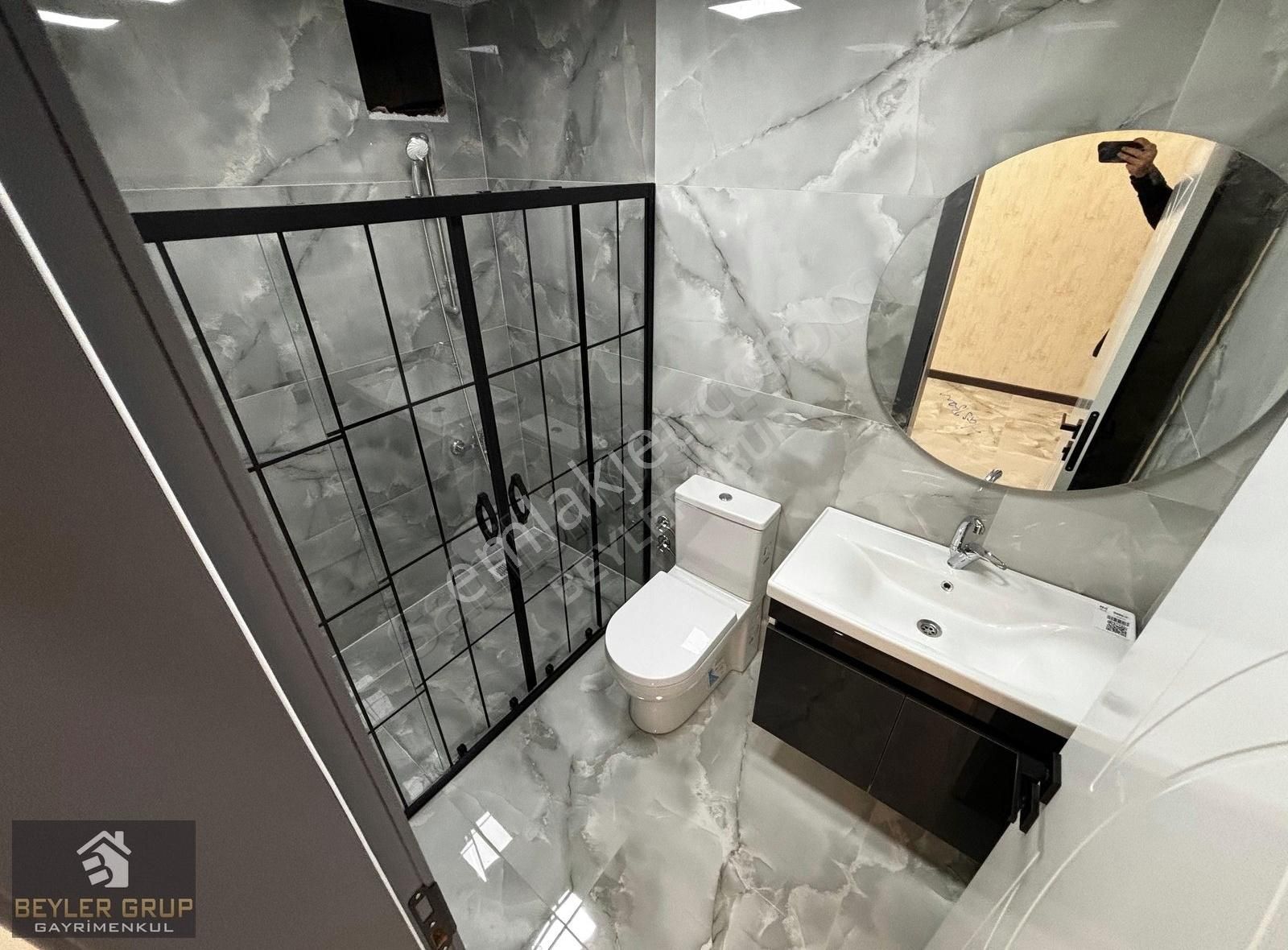 Sincan Selçuklu Mhde Cadde Üzerinde Katta Özel Tasarım 3+1 Daire