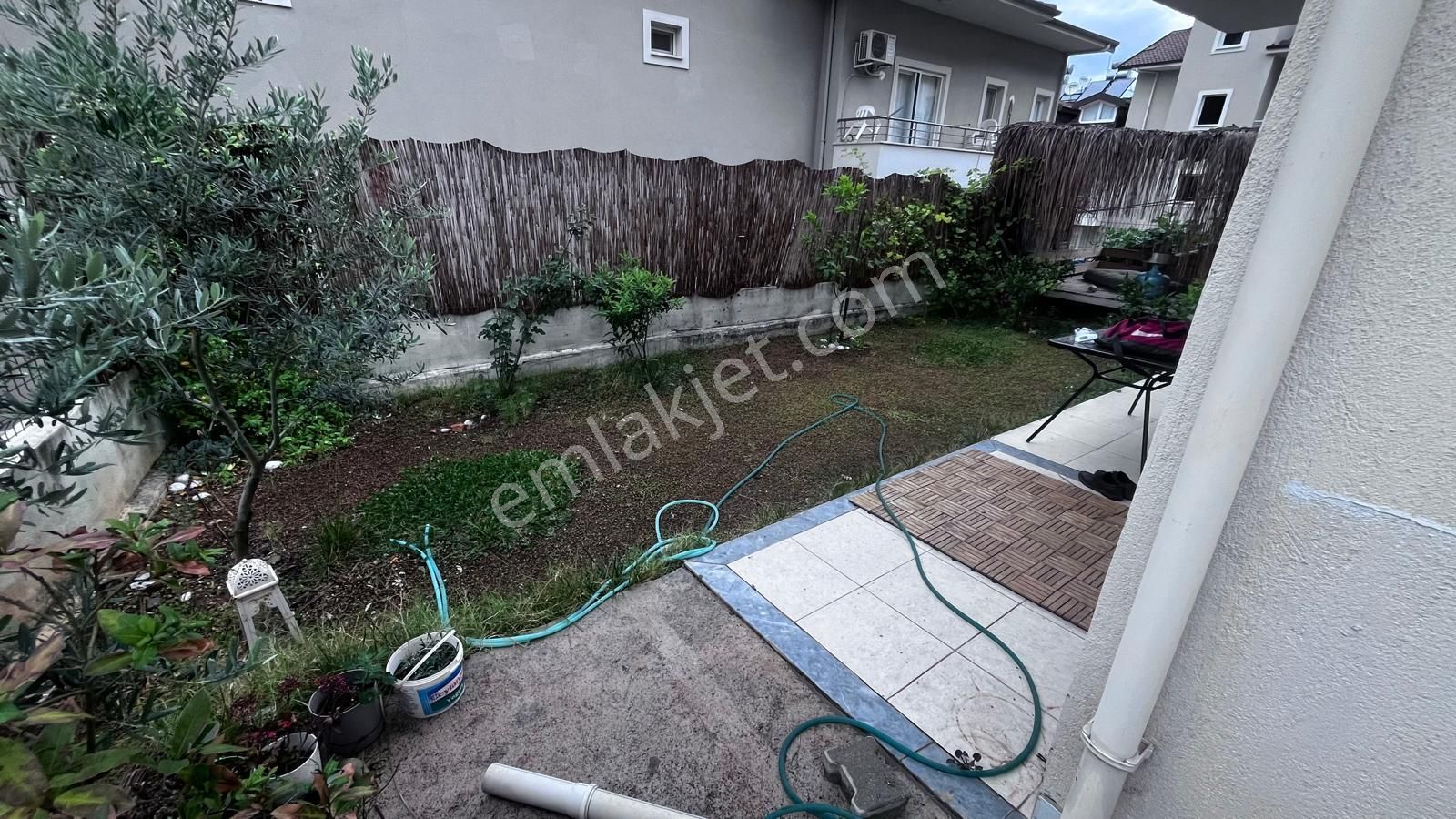 Stop’tan Patlangıç Tek Tapu 2 Daire 3+2 Dubleks - Görsel 3