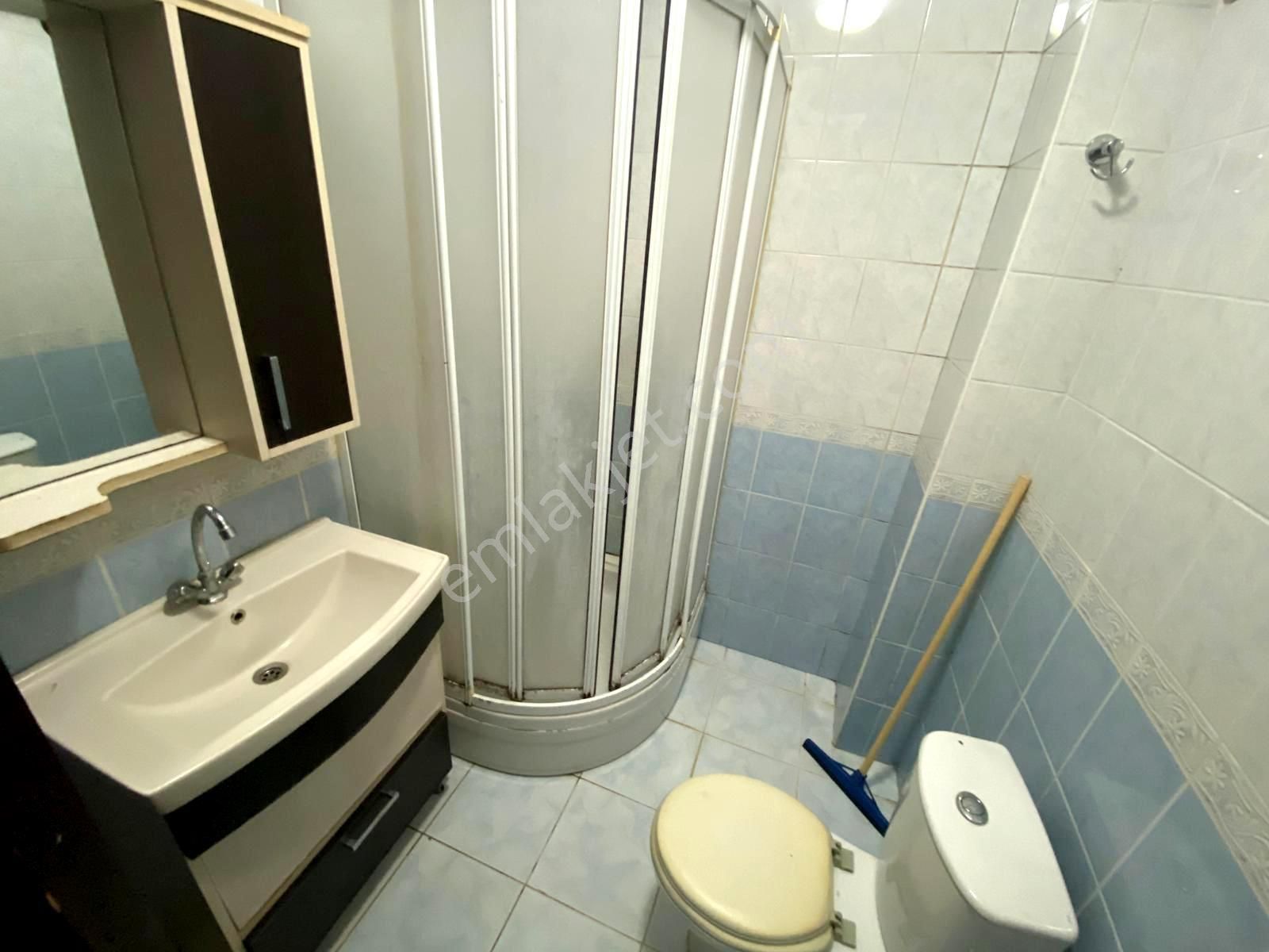 Uzman Emlak Dan İncirli Mh. Kot- 1 De Yapılı Amerikan Mutfak 1+1 - Görsel 22