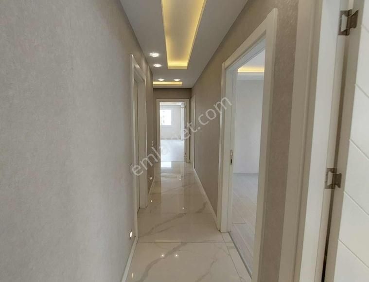 Mavi Bulvarda Sıfır 3+1 K.m Ç.b ~ G.o