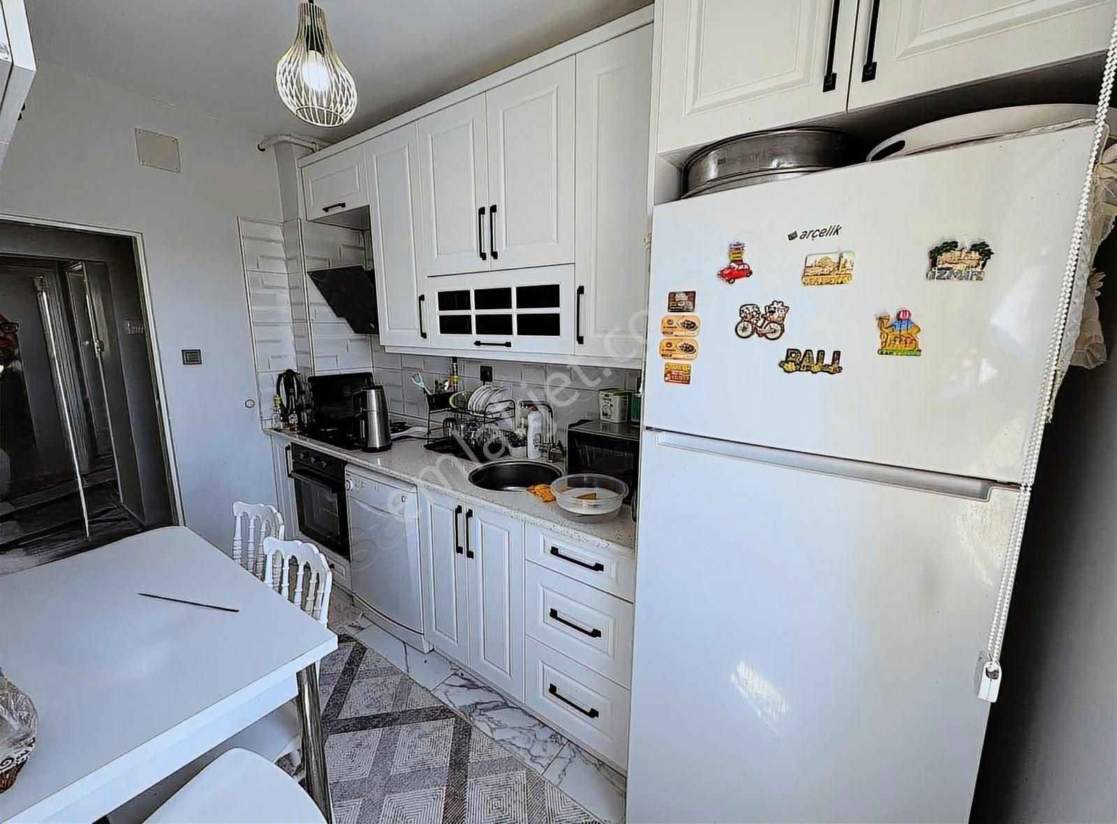100 Yılda Full Ekstralı 2+1 K.m Geniş Oturumlu Doğalgazlıdır