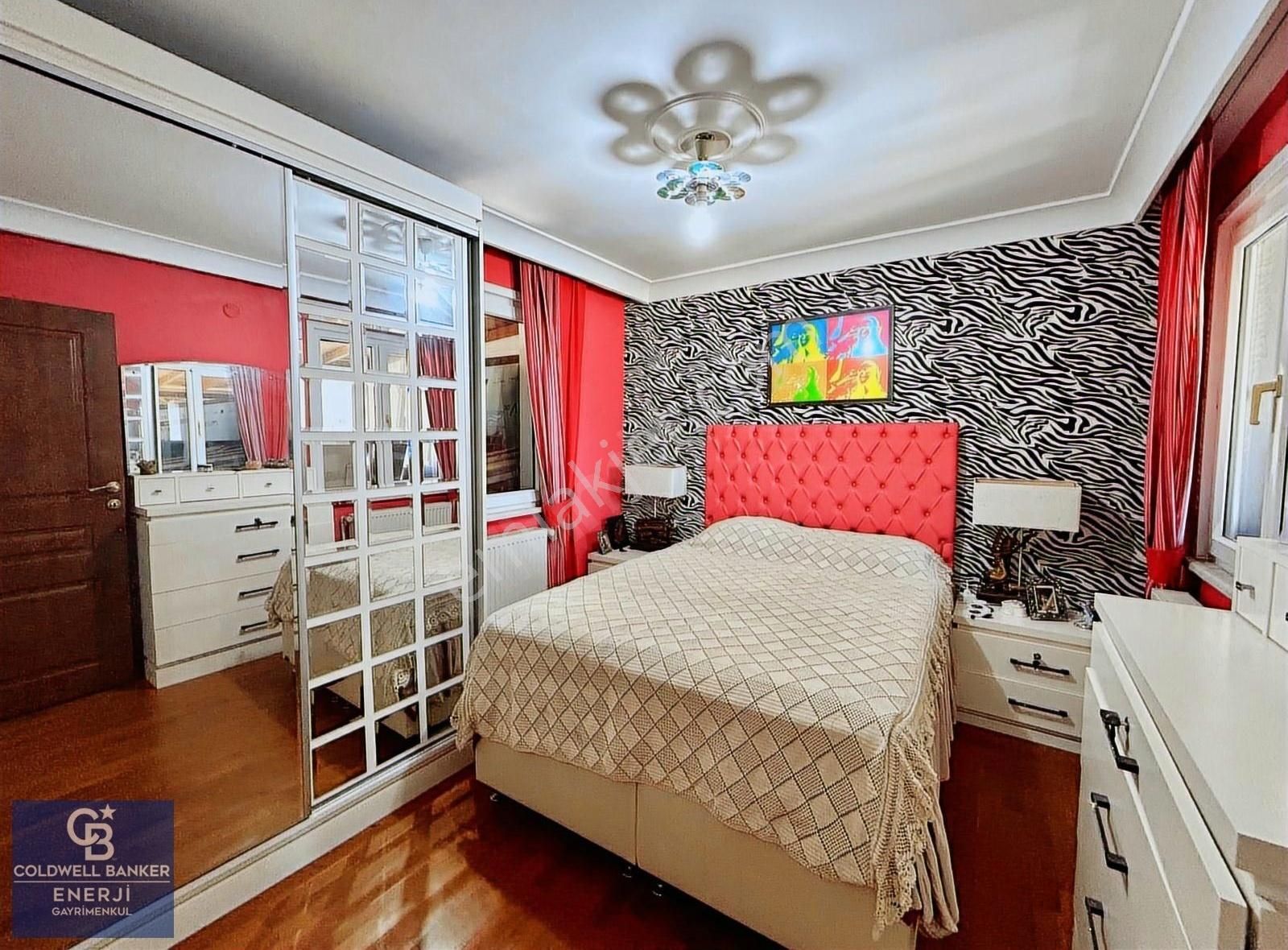 Bahçeşehir 2. Kısımda Satılık 6+2 Yeşillikler İçinde Villa - Görsel 26