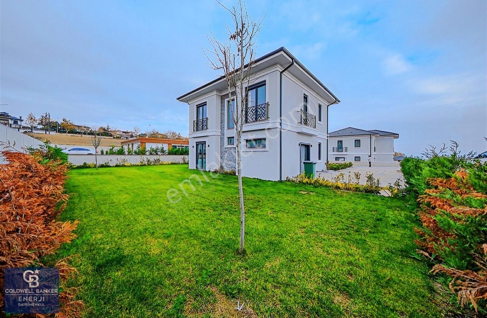 Tepekent 5+1 Satılık Villa