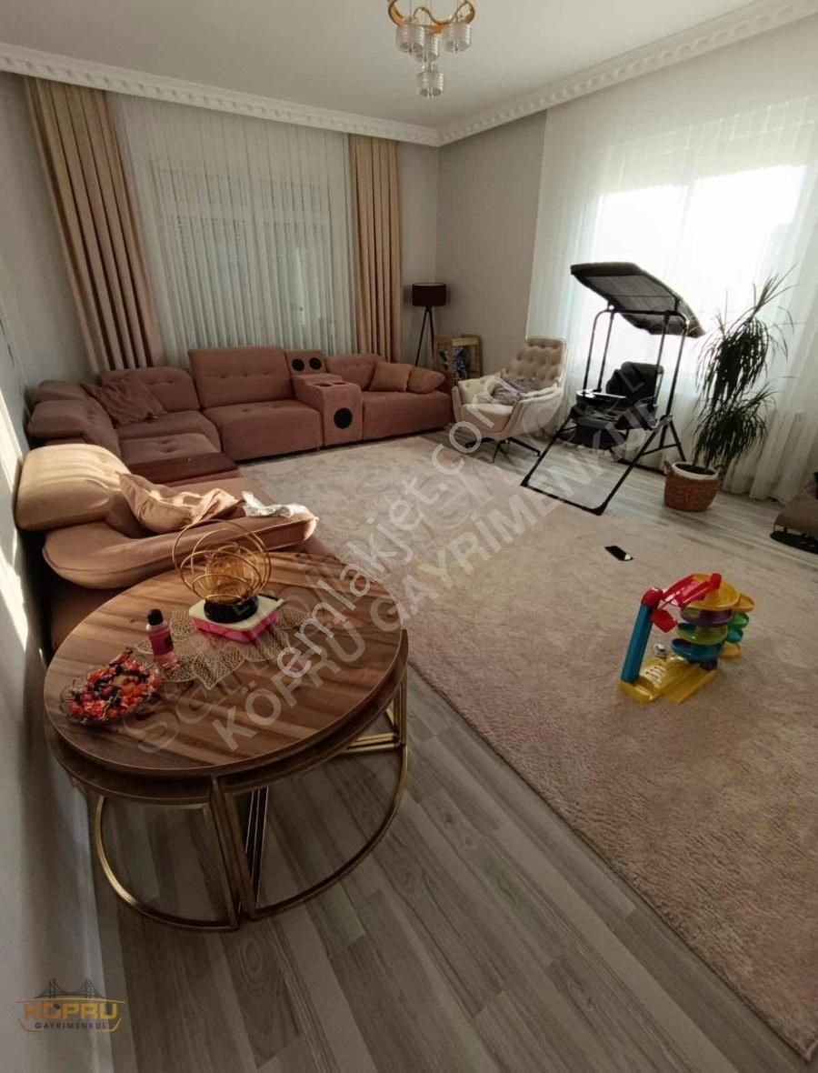 Köprü Gayrimenkul'den Yenişehir Mahallesinde Geniş 3+1 Daire