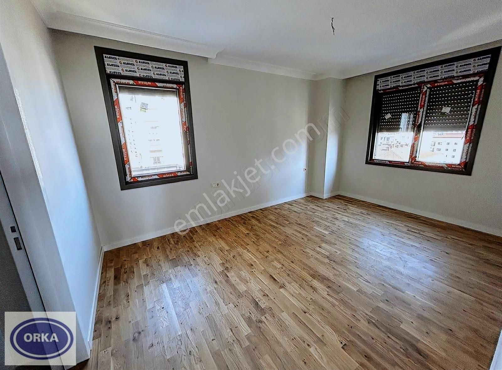 Bostancı Da Deniz Manzaralı Sıfır Satılık 3+1 Daire