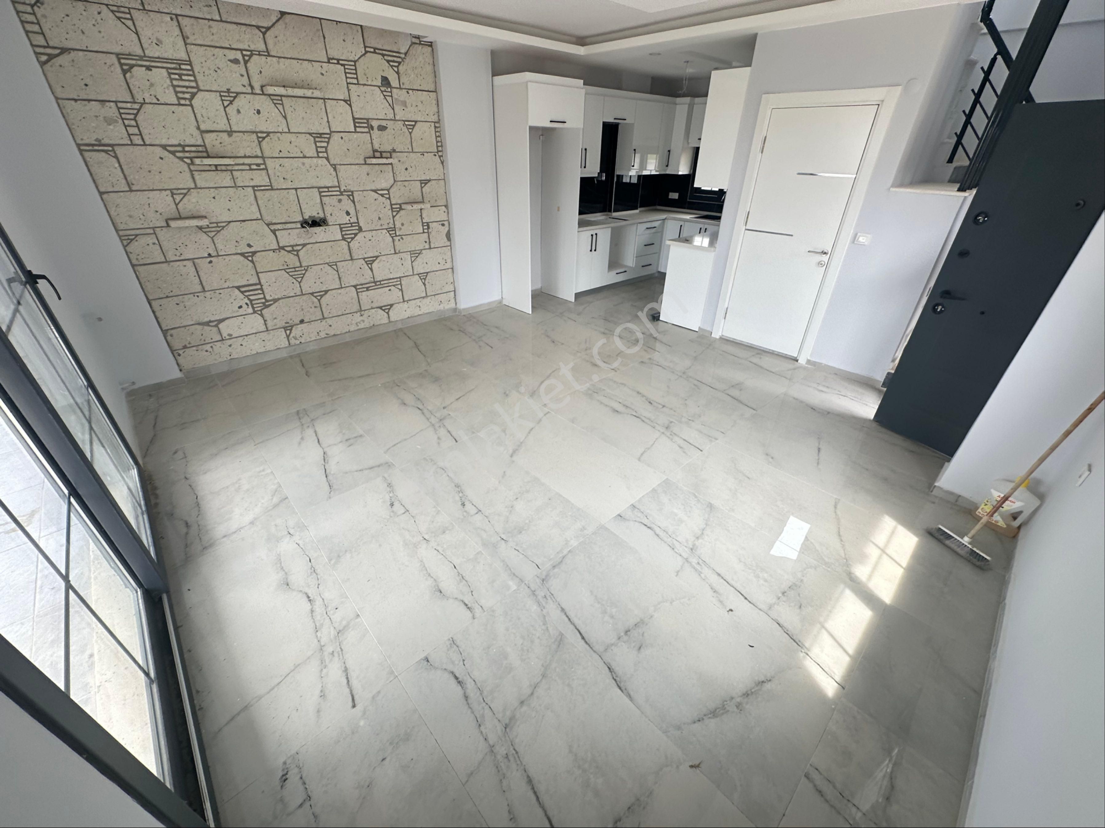 Marmara Emlak Tan Seferihisar Akarca Deniz Tarafında Satılık 3+1 Ultra Lüks Müstakil Villa - Görsel 10