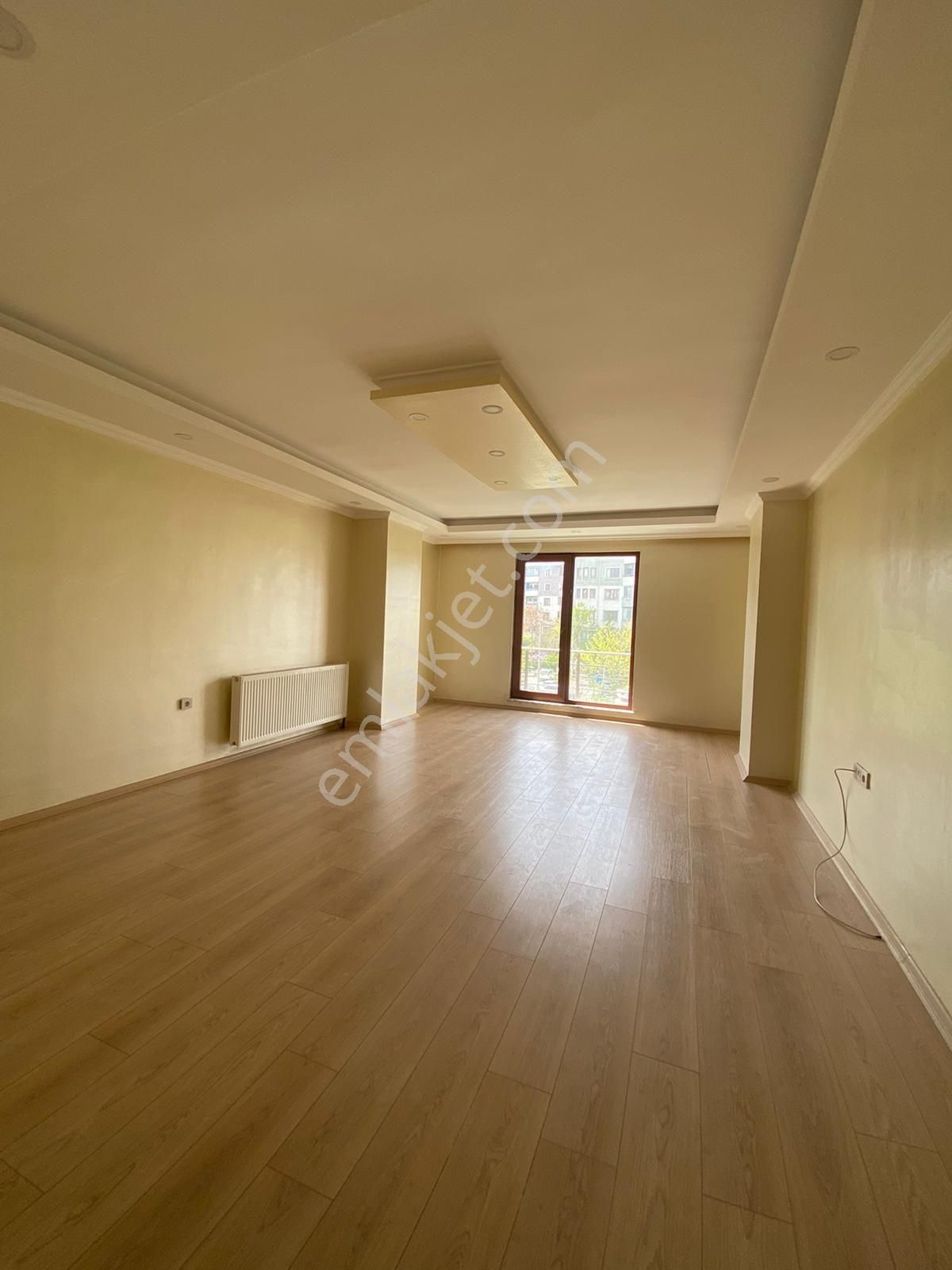 Alipasada Kiralik Harika 3+1 Daire