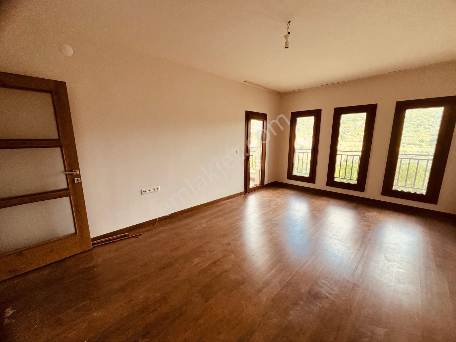 Kocaeli İzmit Kiralık Daire Sepetçi Toki Gölkay Manzaralı