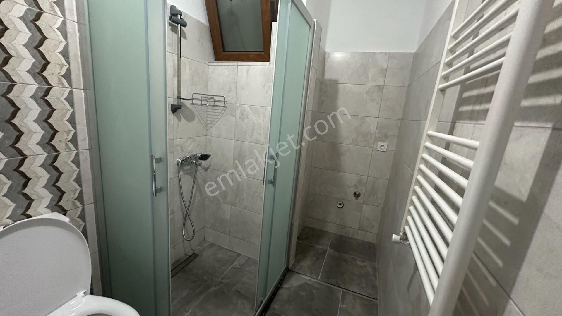 1+1 Kiralık Ayrı Mutfaklı Atatürk Ve Troya Cad. Yakını