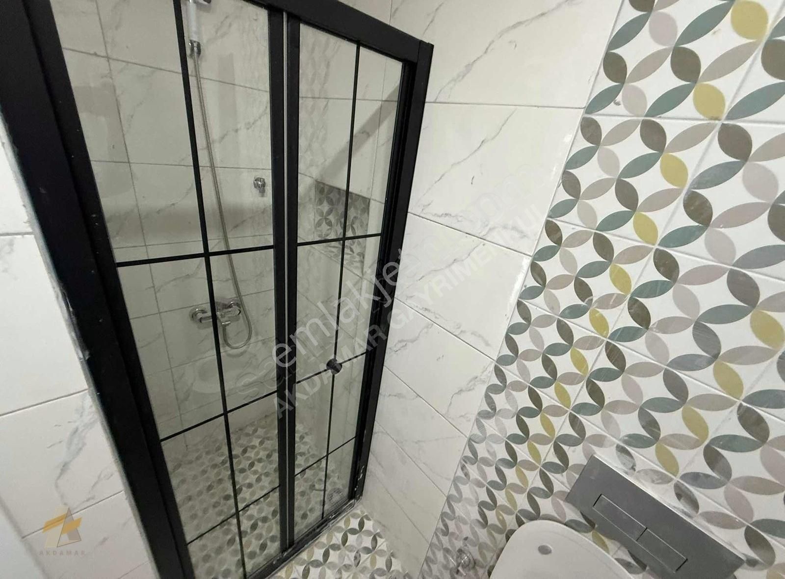 Akdamar'dan Pazaryeri Mah Satılık 2+1 Çatı Dubleks Daire