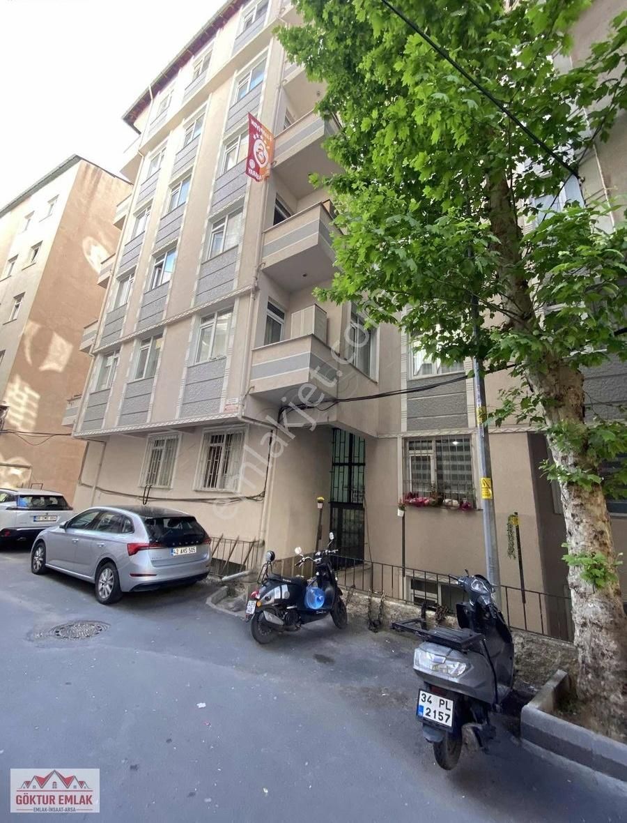 Şişli Mecidiye Köy Gülbağda Çok Temiz 3+1 Üç Cephesi Açık