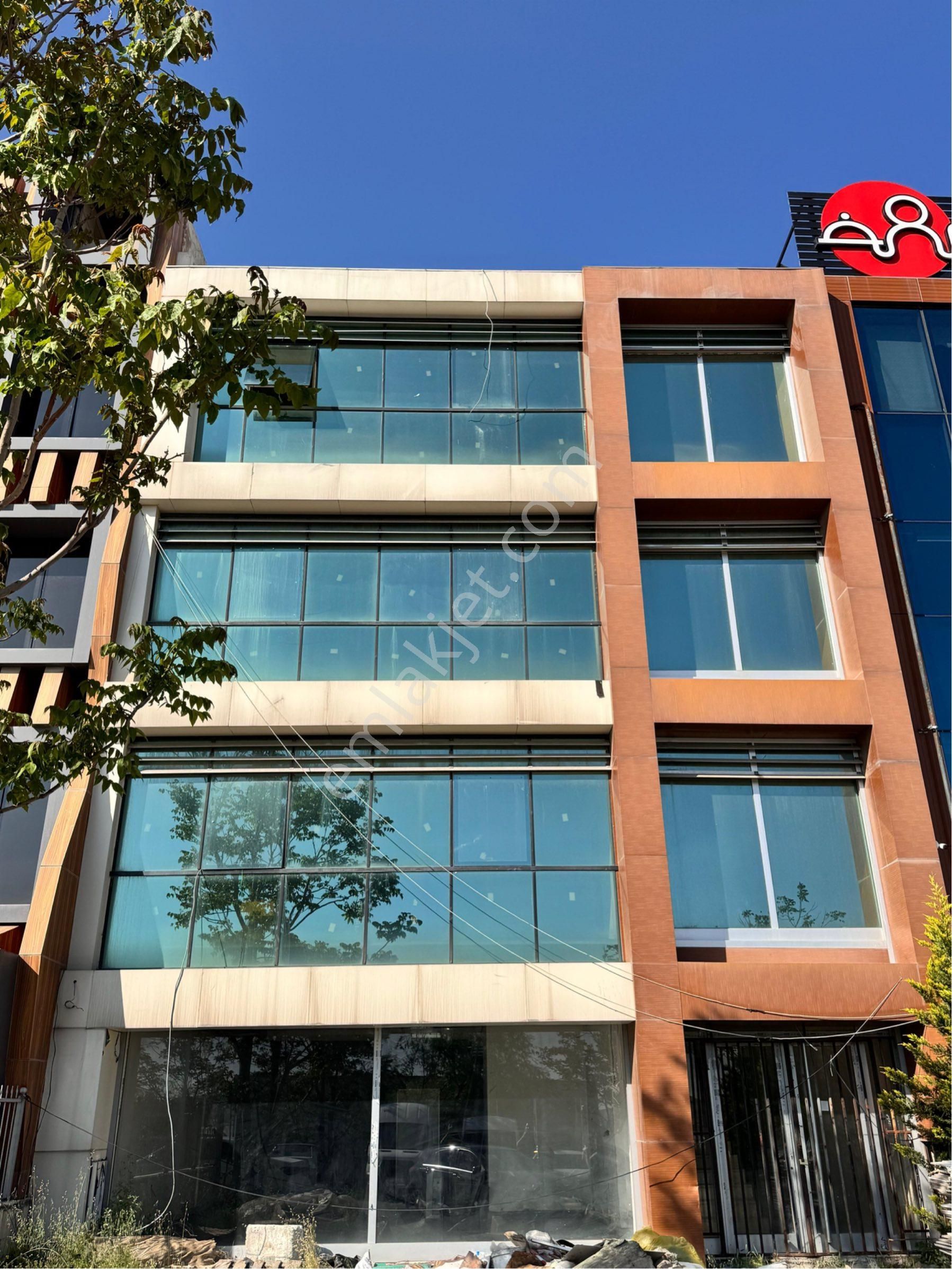 Century21 Olcay Acar'dan Gersan Sanayi'de 5 Katlı Ticari
