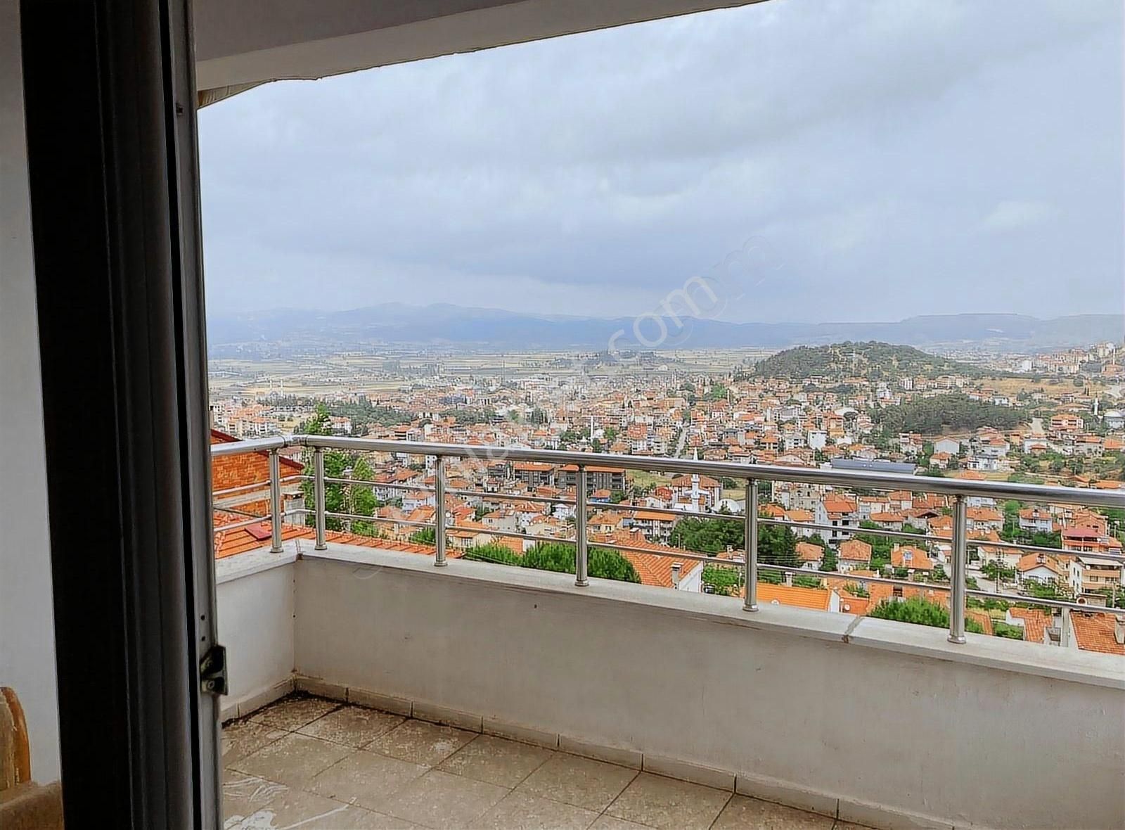 Servi Mah'de Satılık Bahçeli 3 Katlı Müstakil Ev - Görsel 14