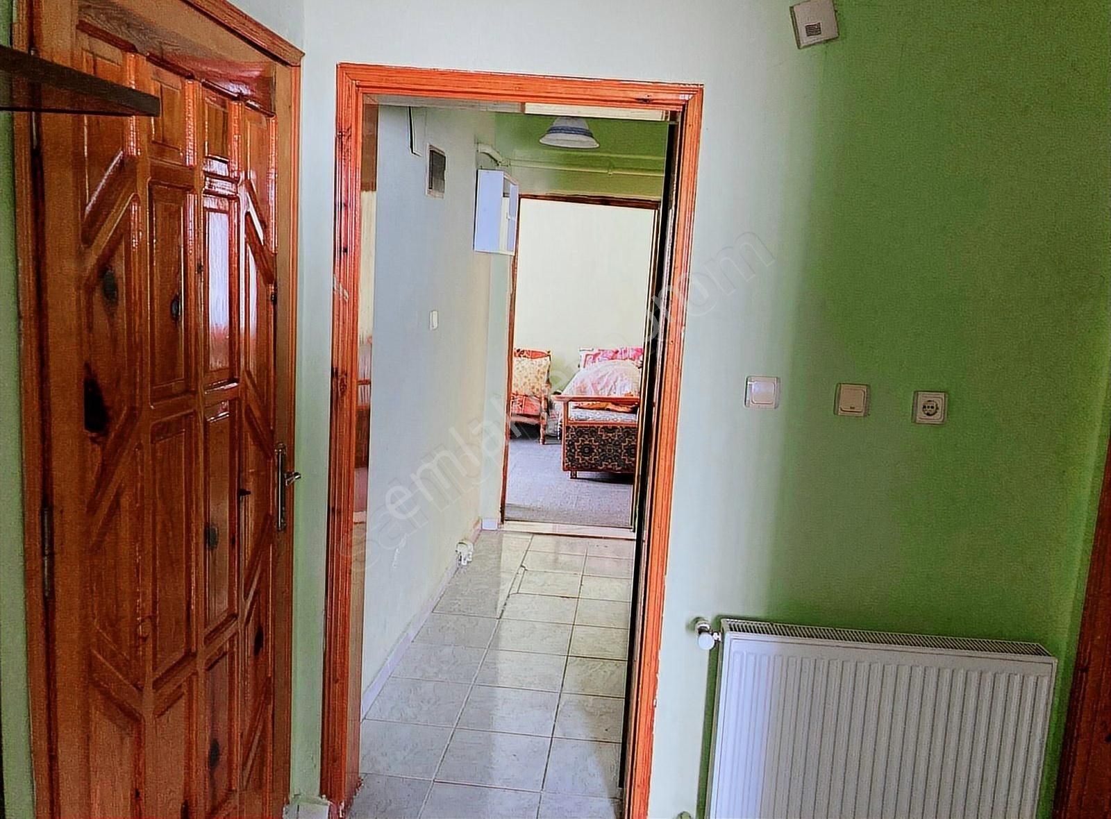 Servi Mah'de Satılık Bahçeli 3 Katlı Müstakil Ev - Görsel 24