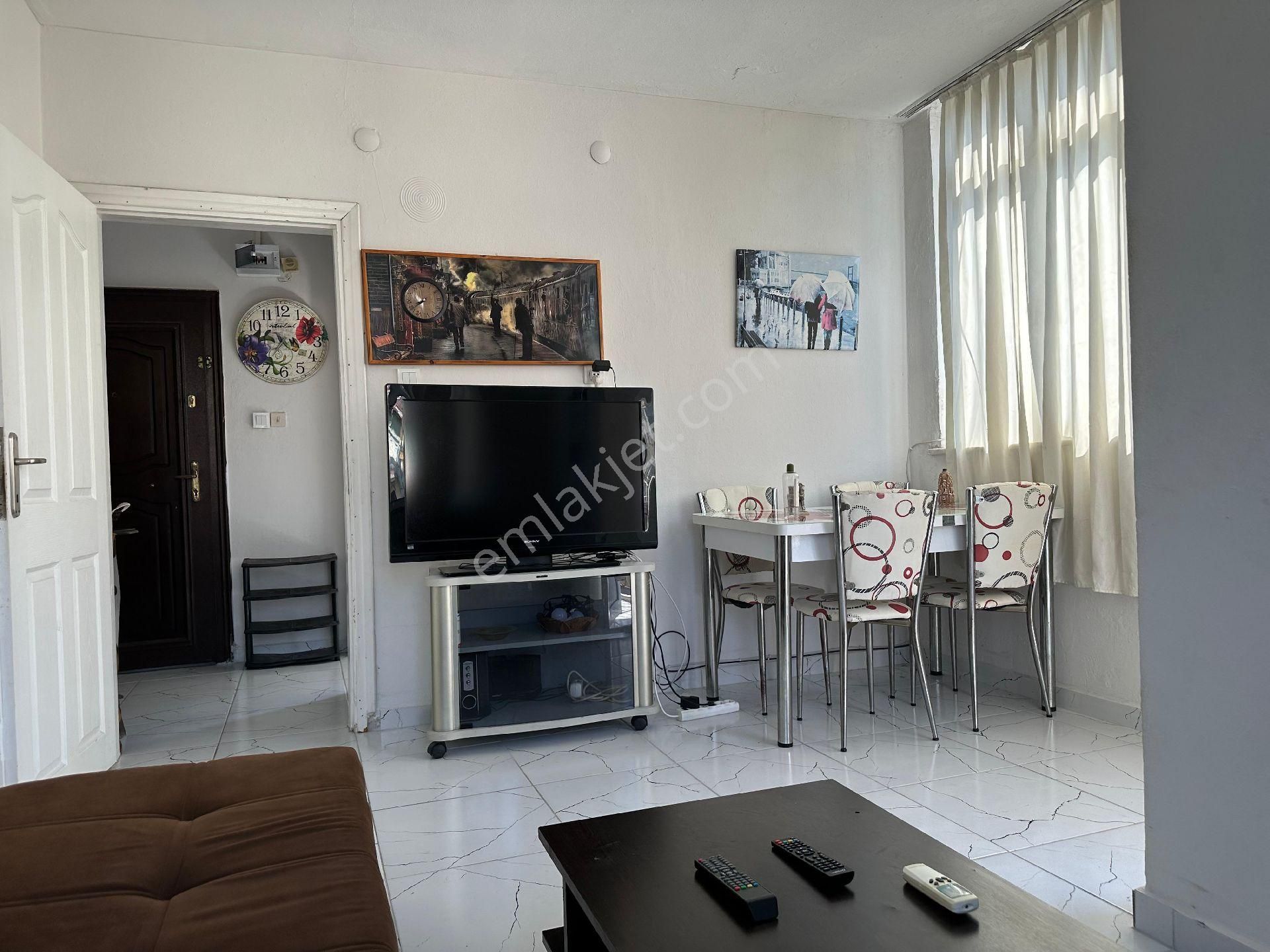 Alanya Şekerhane Mahallesi Bakımlı Mobilyalı 1+1