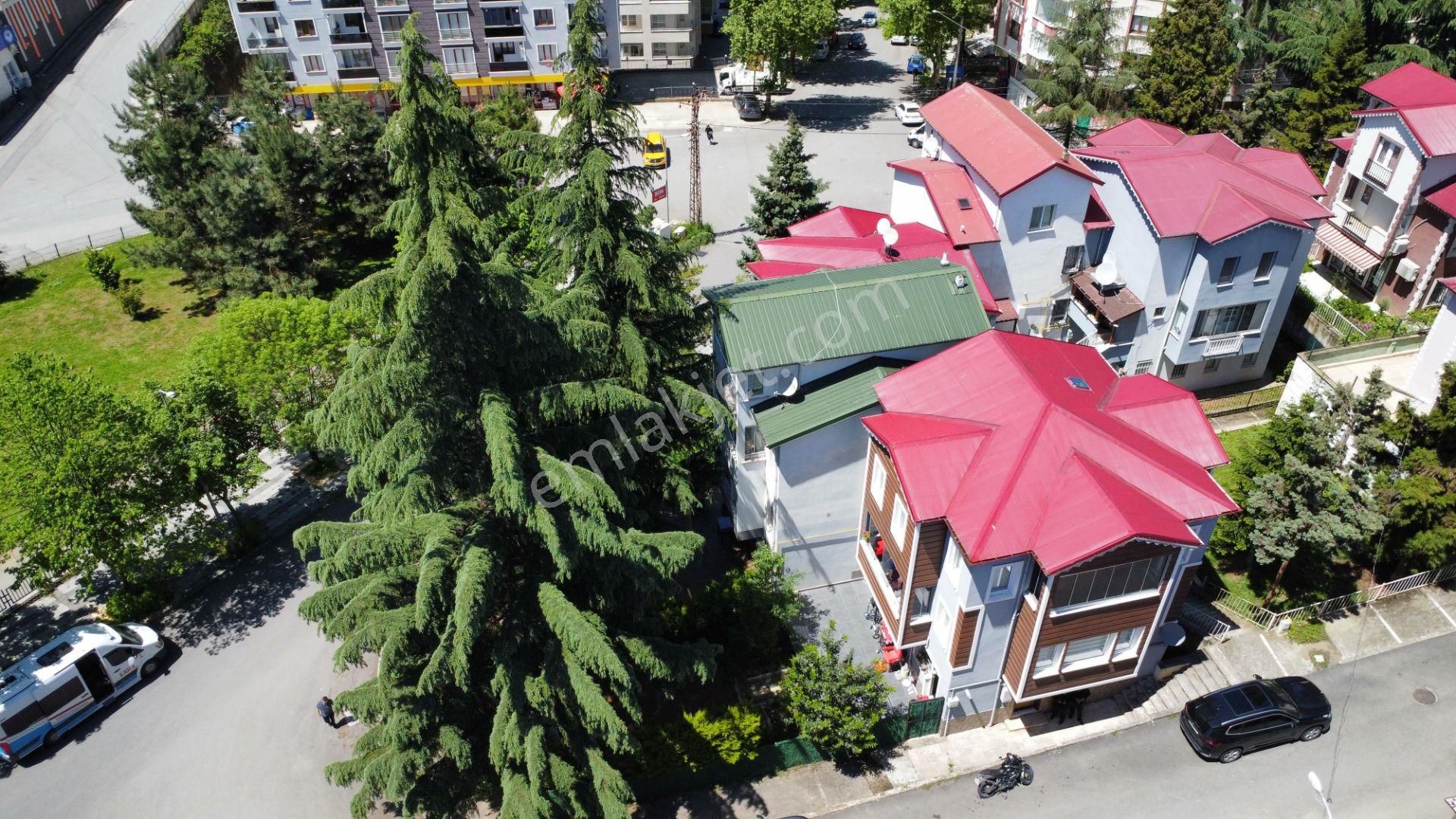 Trabzon Atakent'te Satılık 2+1 Bahçe Kat Daire