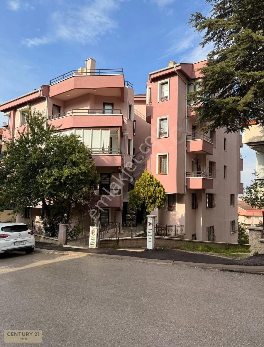 Mürsel Uluç'ta Satılık 5+1, Bakımlı Ve Teraslı Dubleks Daire