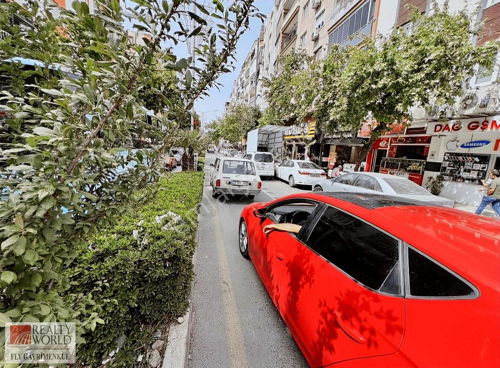 Rw - Fly'dan Şehrin Merkezinde Satılık İş Yeri