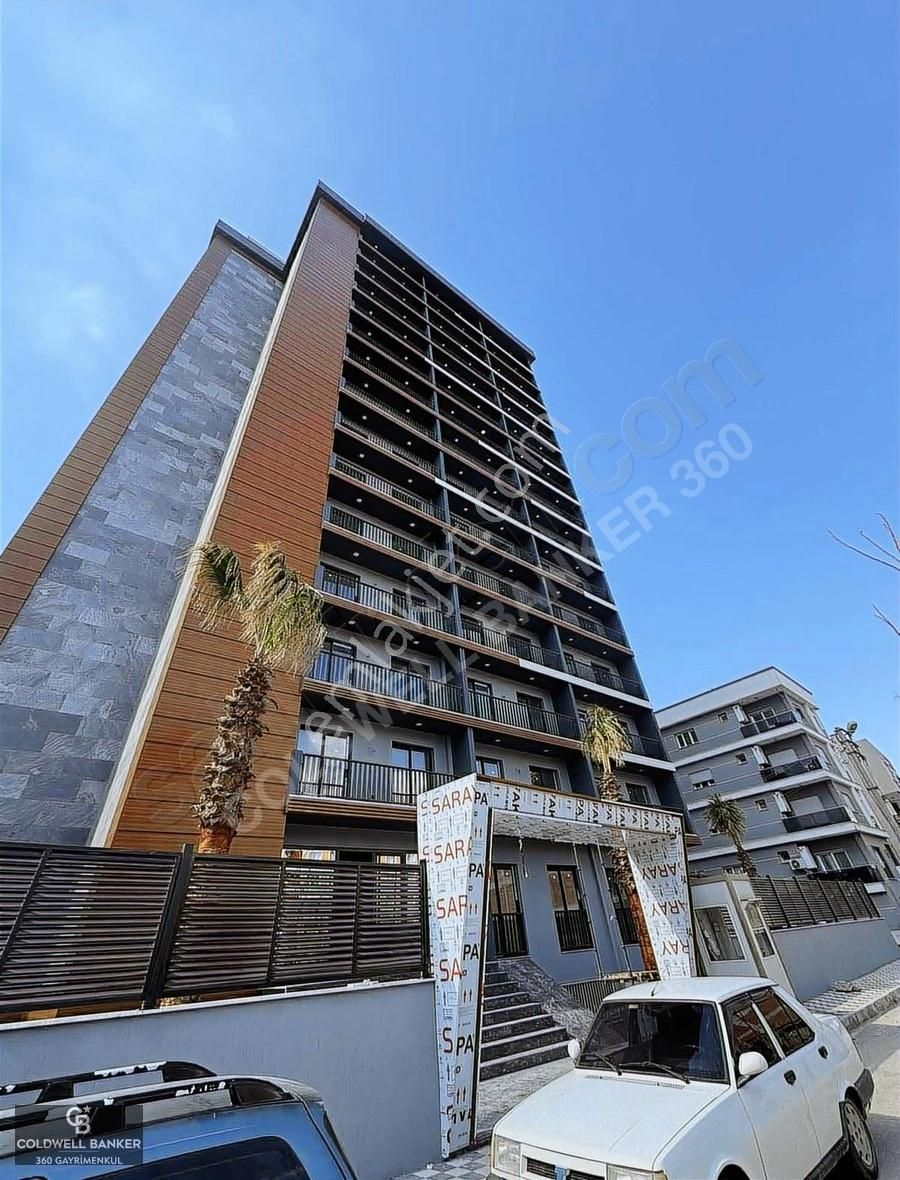 Buca Yaylacık'ta Havuzlu Otoparklı Sitede Satılık 1+1 Daire