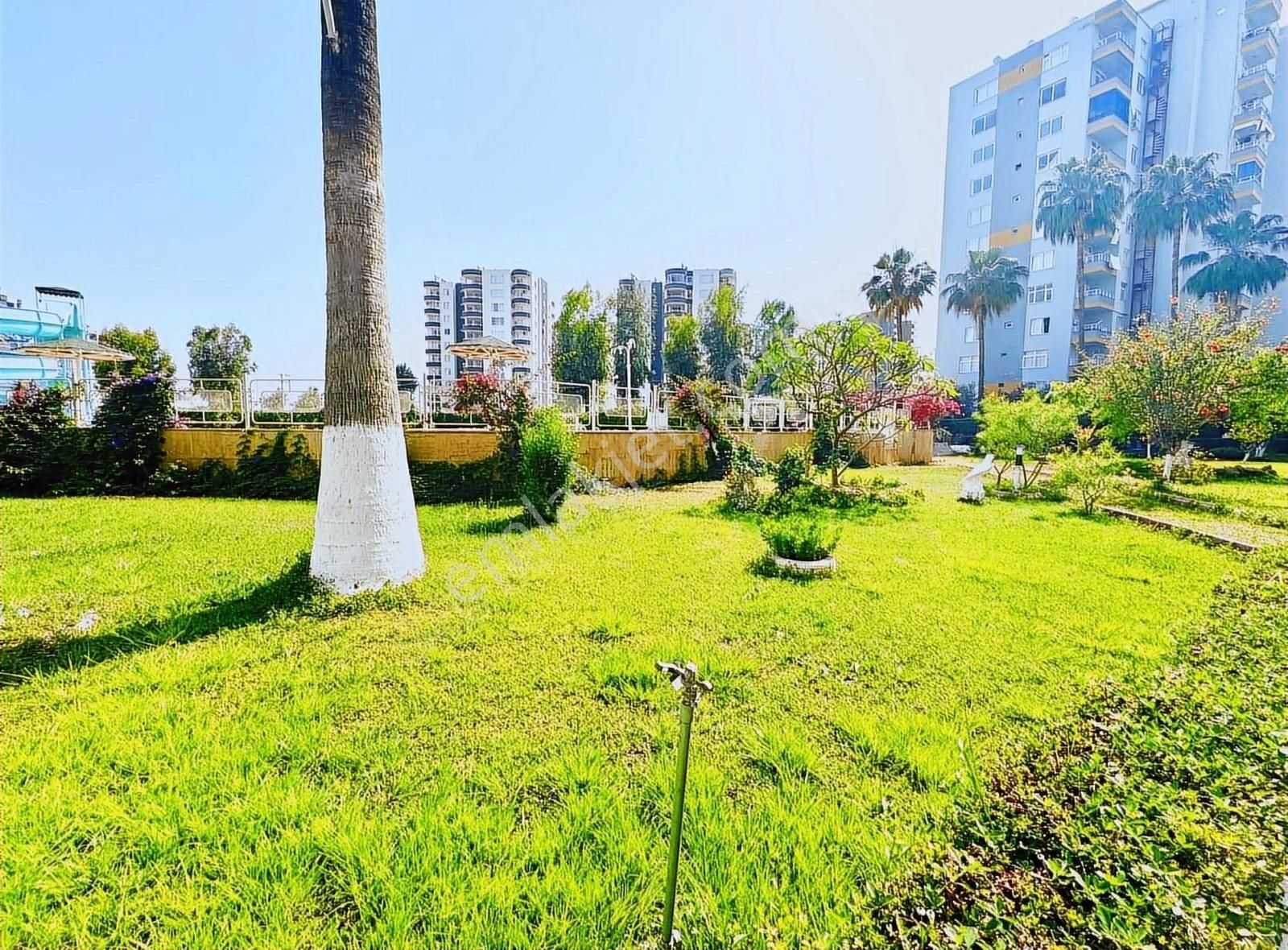 Altın Palmiye Sitesi Denize Sıfır Satılık Yazlık Daire