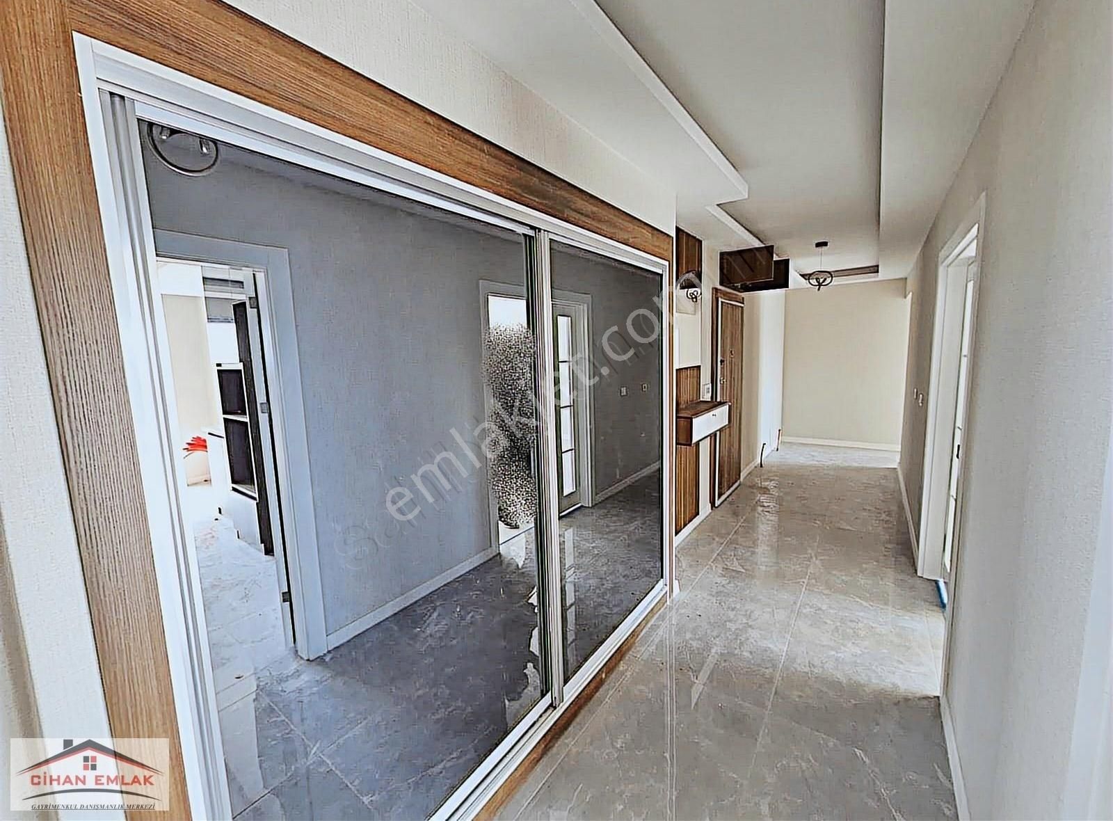 Cihandan Çiğdemtepede Ful Manzaralı Güney Katta Sıfır 3+1 Daire - Görsel 19