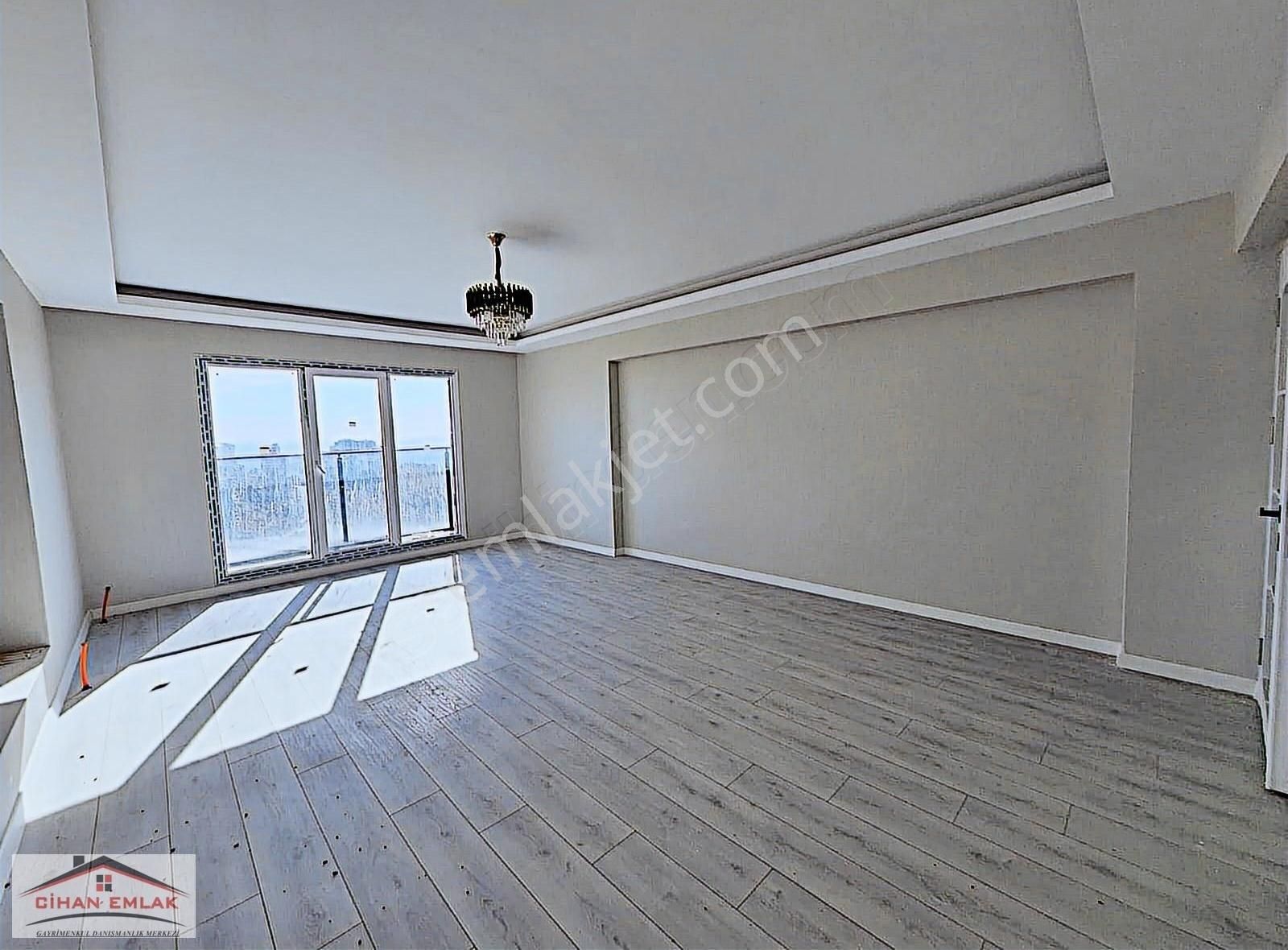 Cihandan Çiğdemtepede Ful Manzaralı Güney Katta Sıfır 3+1 Daire - Görsel 27
