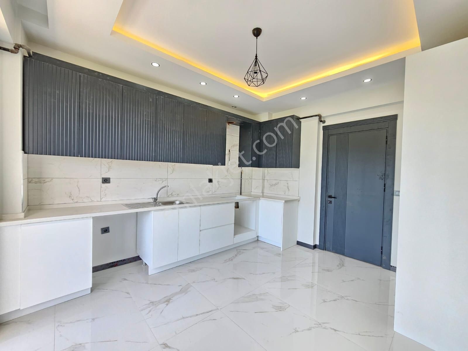 Denizli Şemikler De 3+1 160 M2 Yeşil Alan Park Cepheli Fırsat Arakat Daireler
