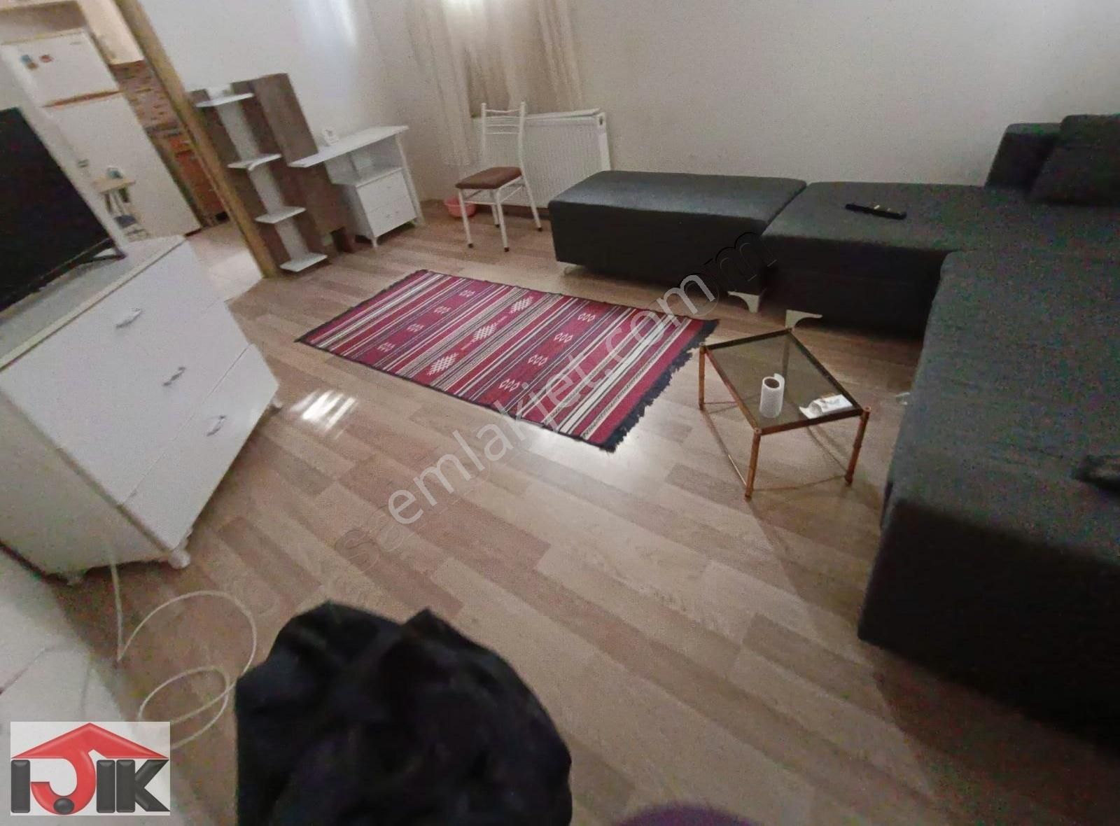 Kavaklı'da Eşyalı Yada Eşyasız 1+1 Giriş Kat Daire