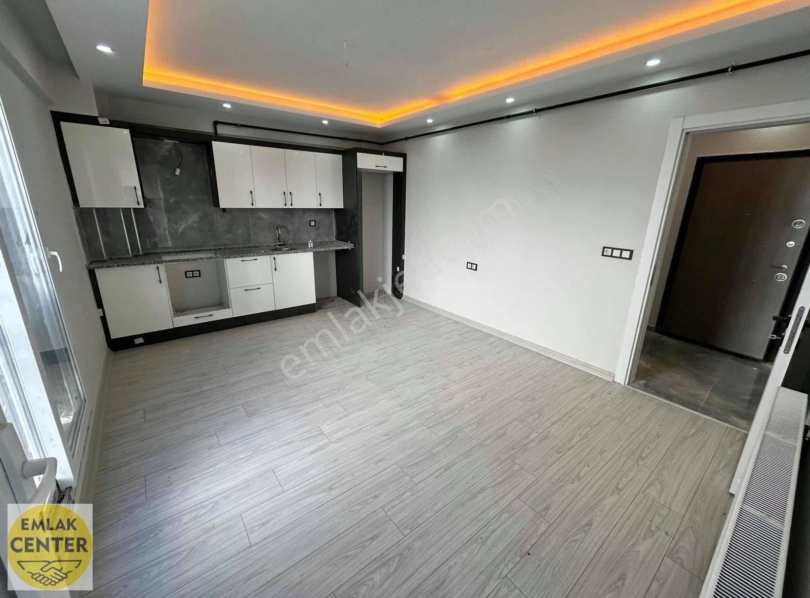 Emlak Center'dan Muradiye Mah 2+1 Sıfır Ara Kat Daire - Görsel 13