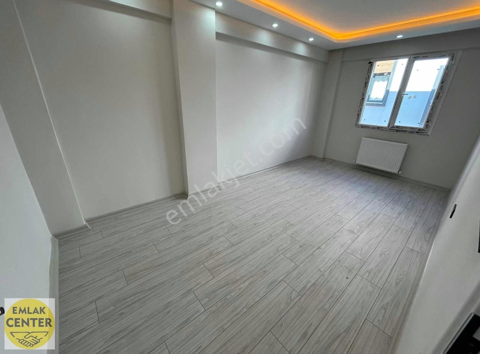 Emlak Center'dan Muradiye Mah 2+1 Sıfır Ara Kat Daire - Görsel 4