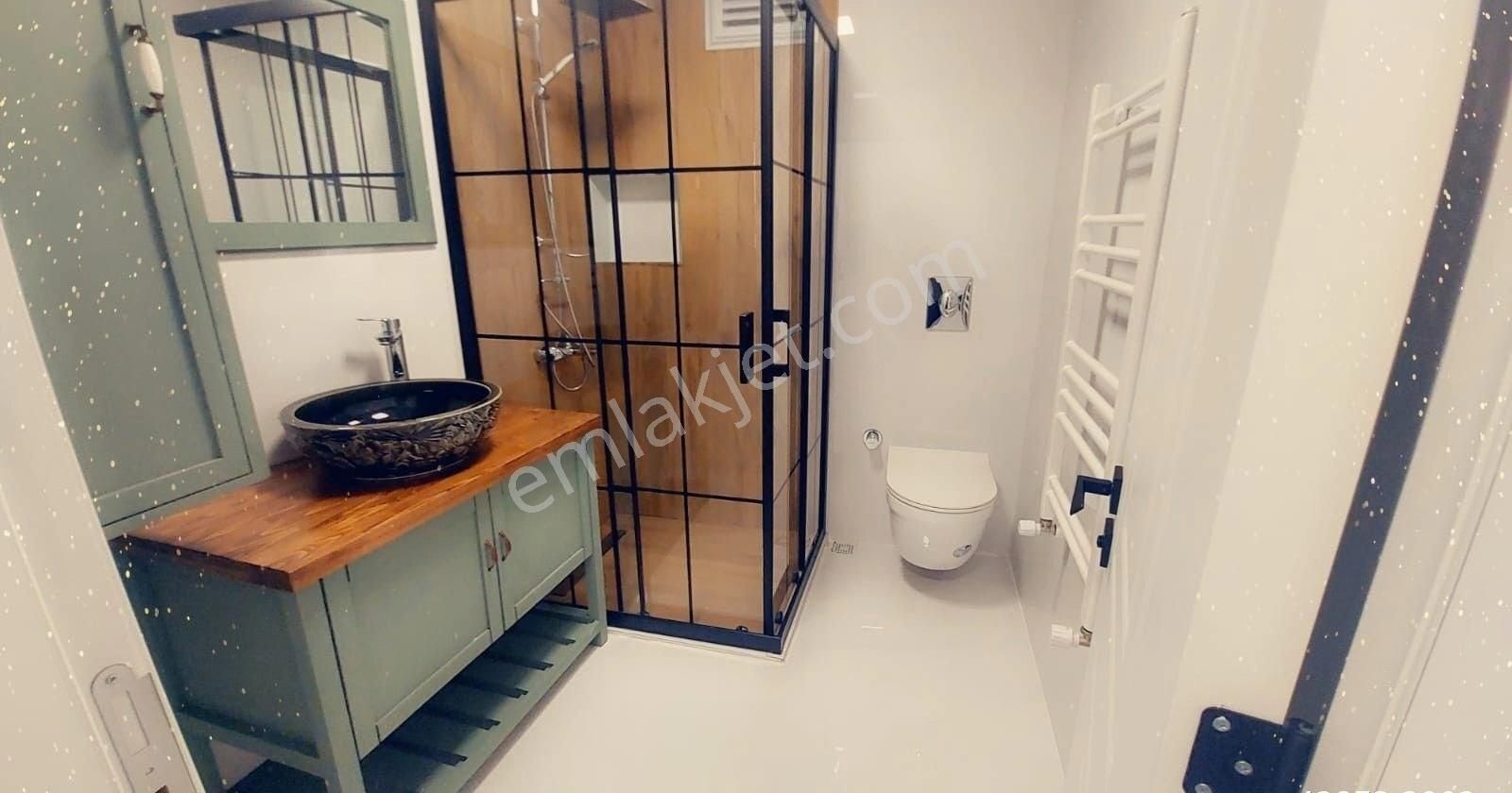 Ren'den Çamlıkta İçi Full Yapılı Köşe 3+1 Satılık Daire - Görsel 18