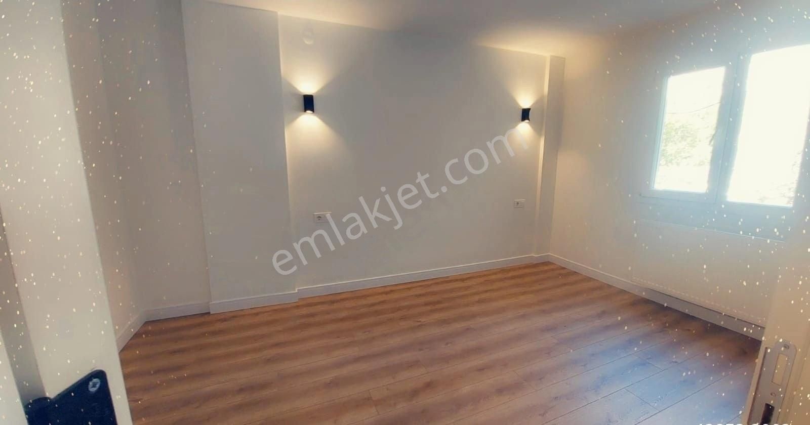 Ren'den Çamlıkta İçi Full Yapılı Köşe 3+1 Satılık Daire - Görsel 17