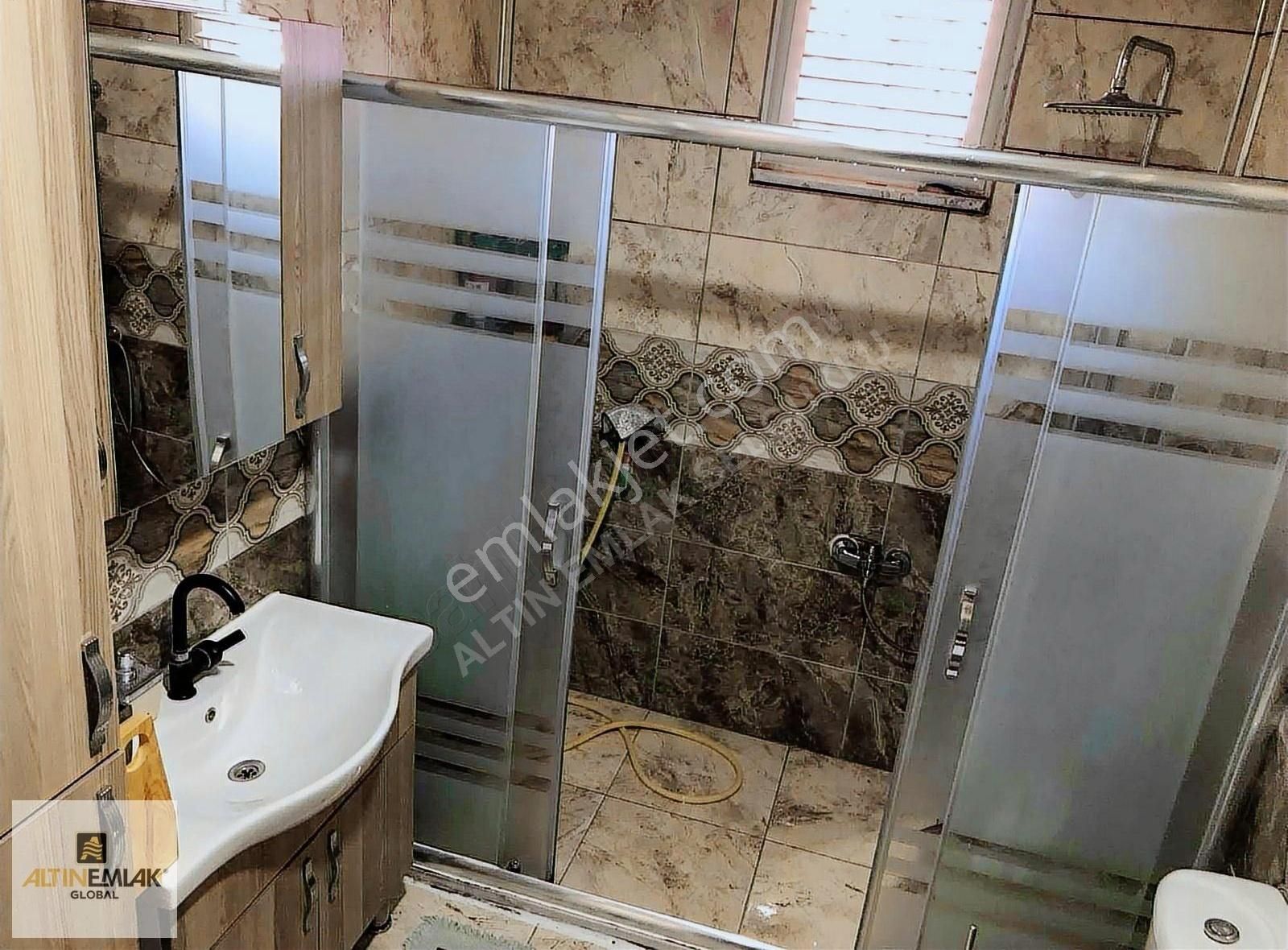 Altın Emlaktan Cumhuriyet Mah. De Satılık 3+1 Bakımlı Daire