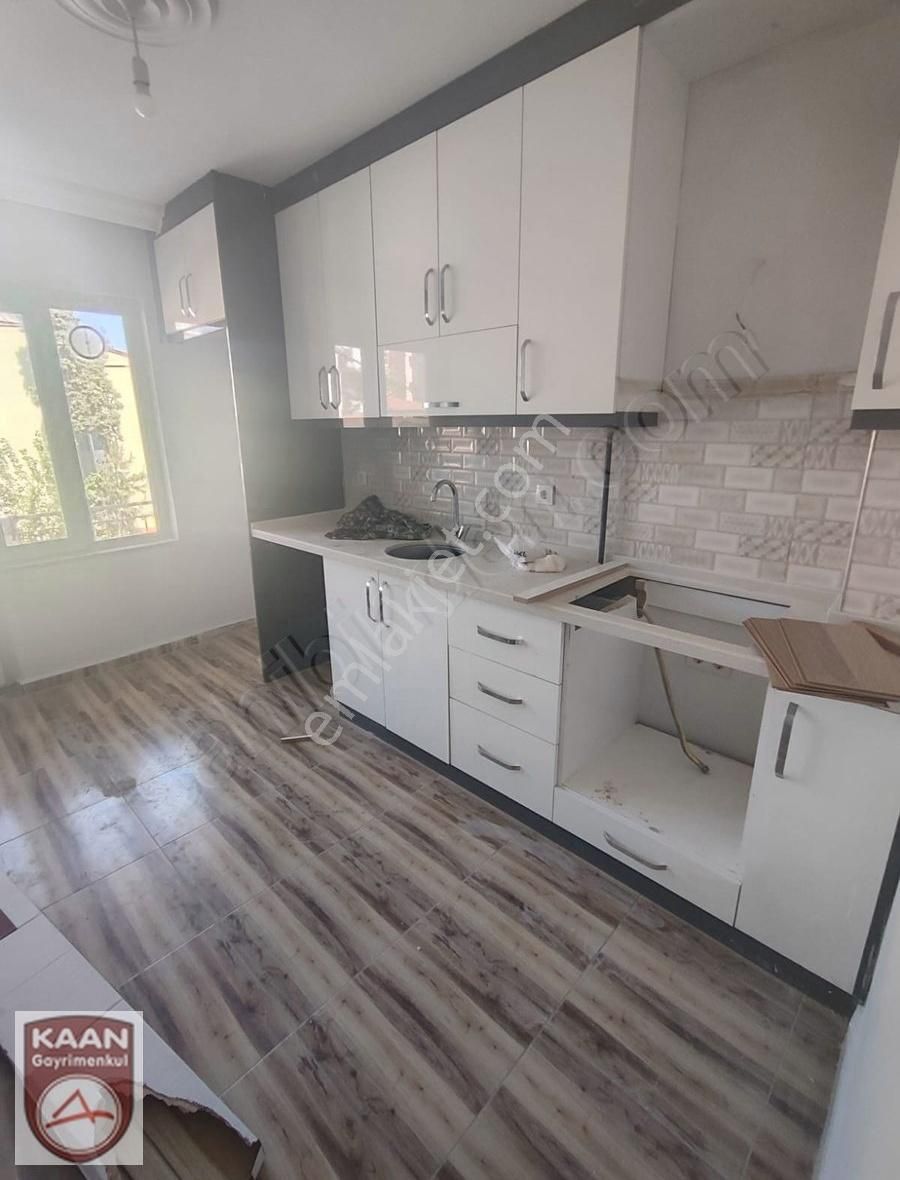 Kaan Emlaktan İçi Sıfır Arakat 3+1 Kiralık Daire