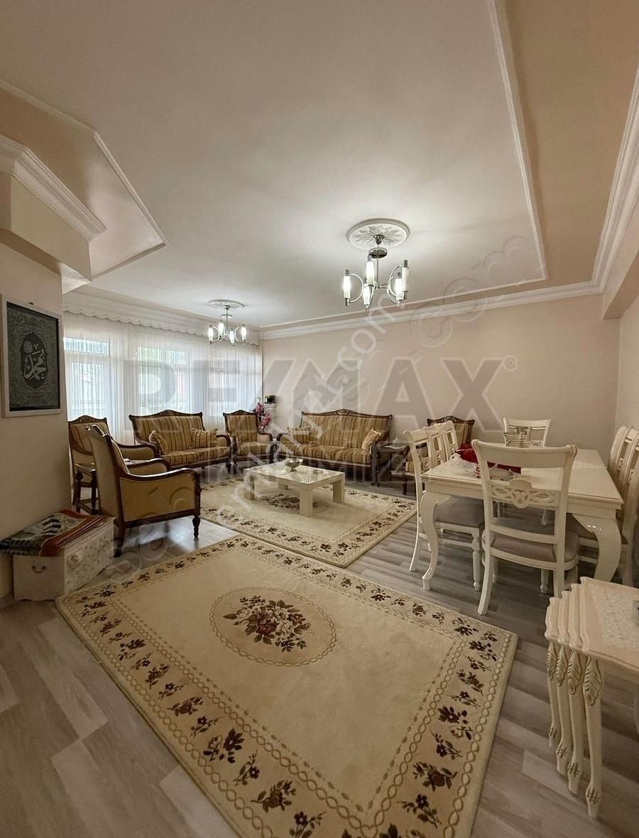 Re/max Kırmızı'dan Erzurum Yunus Emre'de Satılık 3+1 Daire