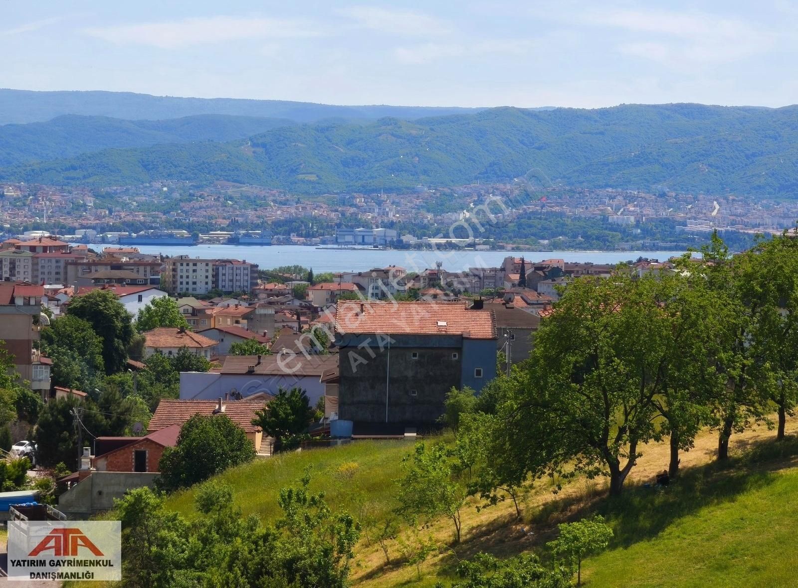 Sırrıpaşa Mah. Deniz Manzaralı Ebeveyn Banyolu 2+1 Lüx Kiralık